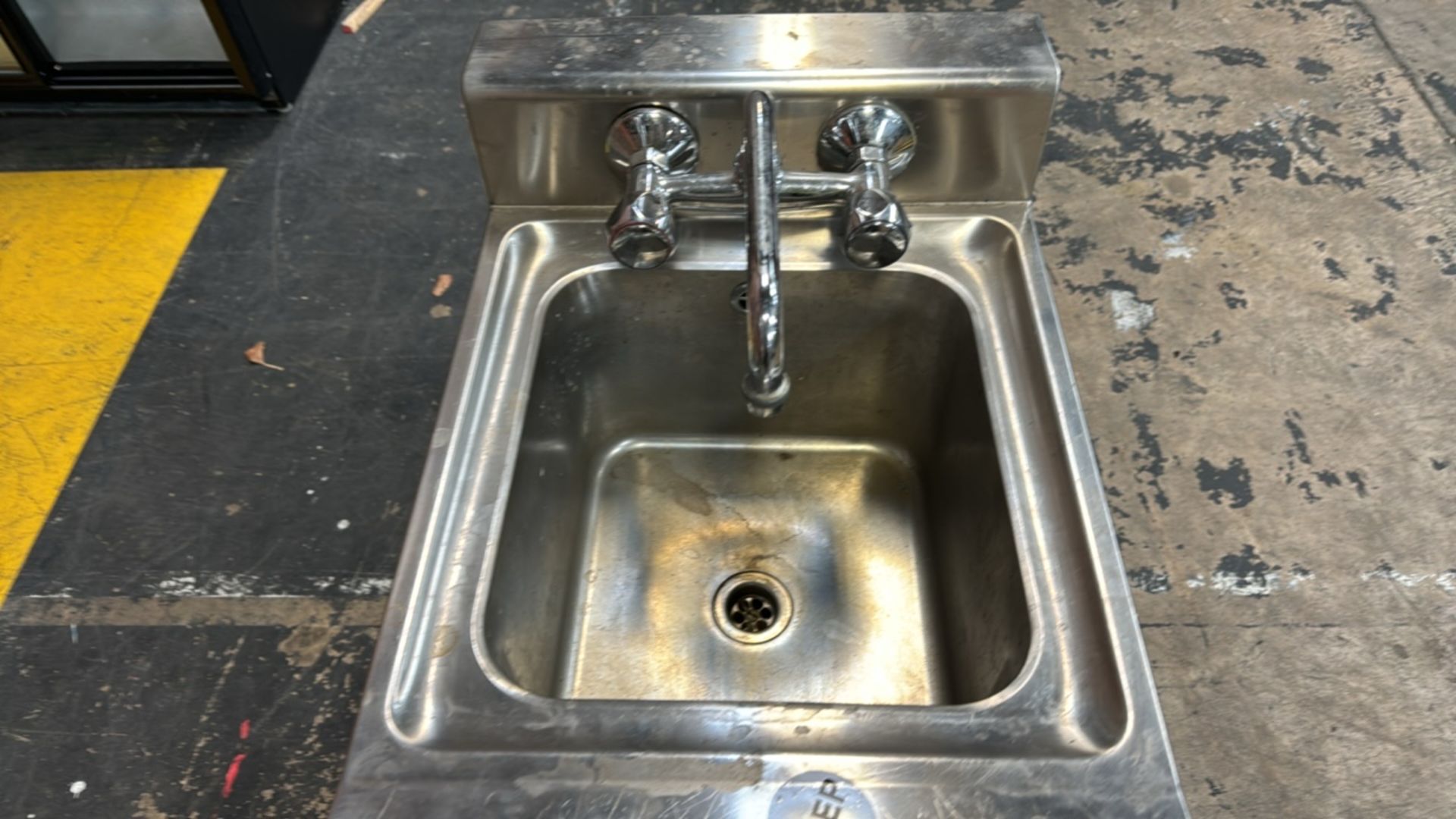 Stainless Steel Sink - Image 4 of 6