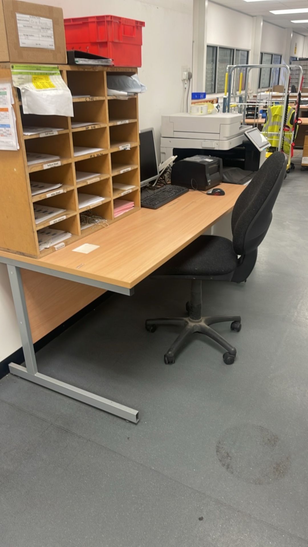 Desk, Chair & Desktop Storage Unit - Image 3 of 5