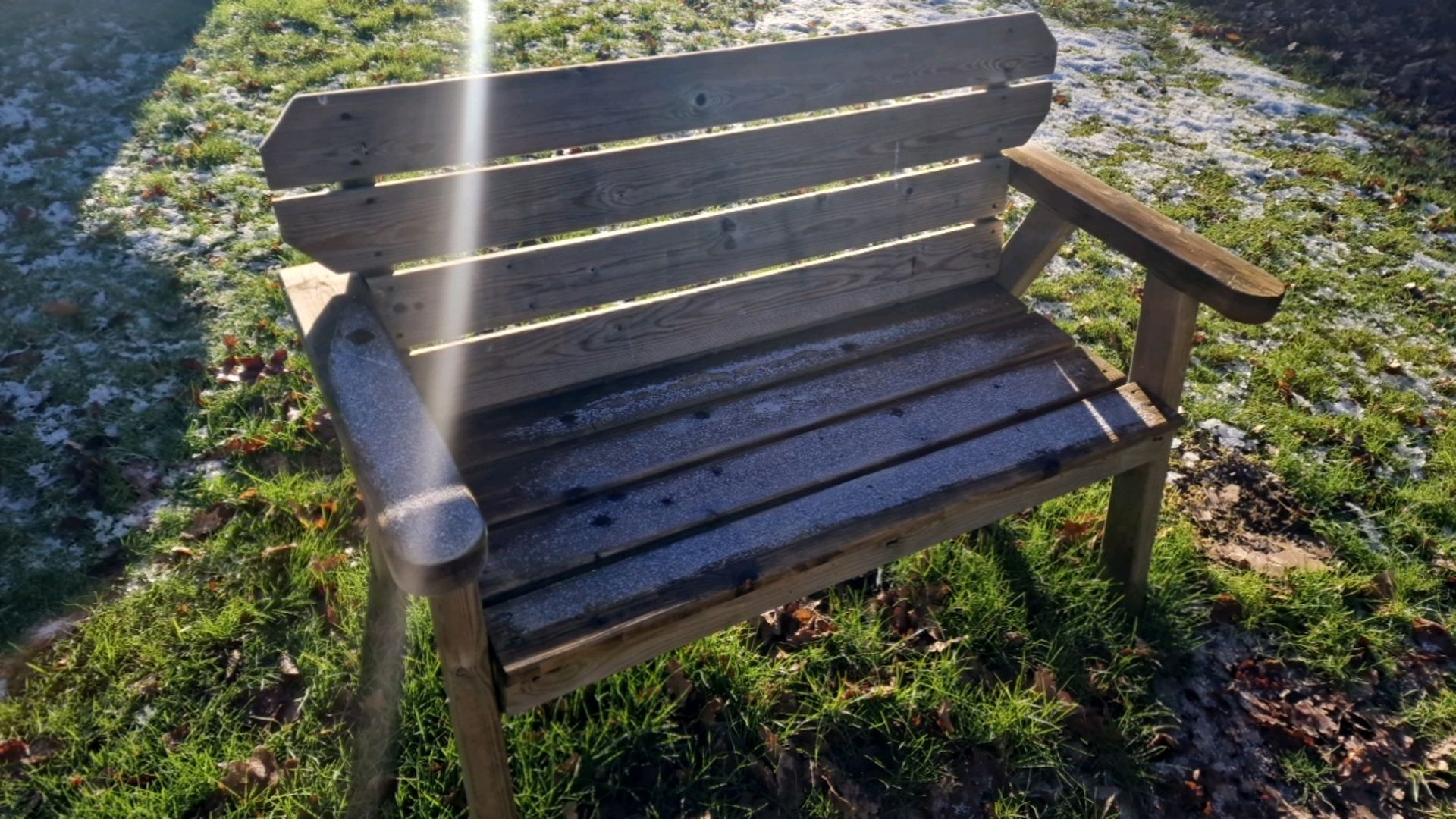 Outdoor Wooden Benches x2 - Image 3 of 4