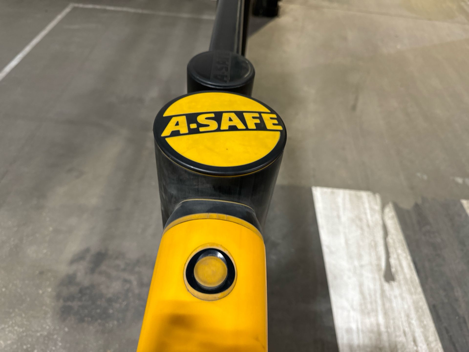 A-Safe Safety Barrier With Gate Yellow & Black Pla - Image 6 of 8