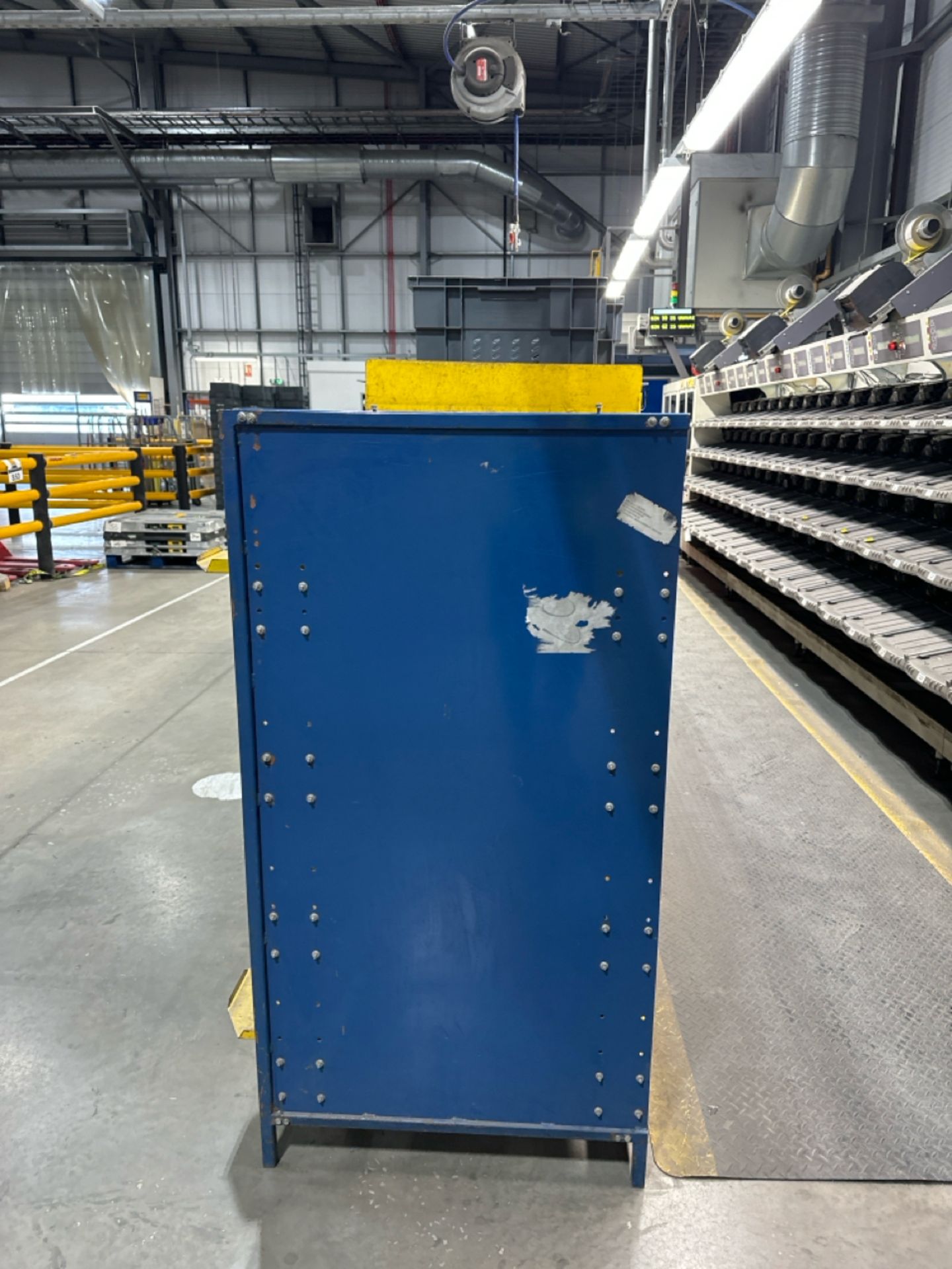 Blue Metal Shelf Racking & Yellow Trays - Image 6 of 8