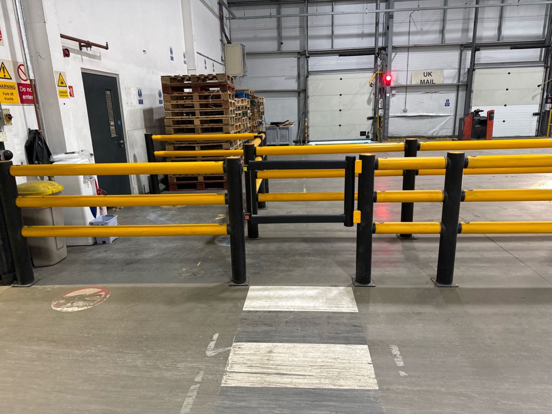 A-Safe Safety Barrier With Gate Yellow & Black Pla - Bild 6 aus 9