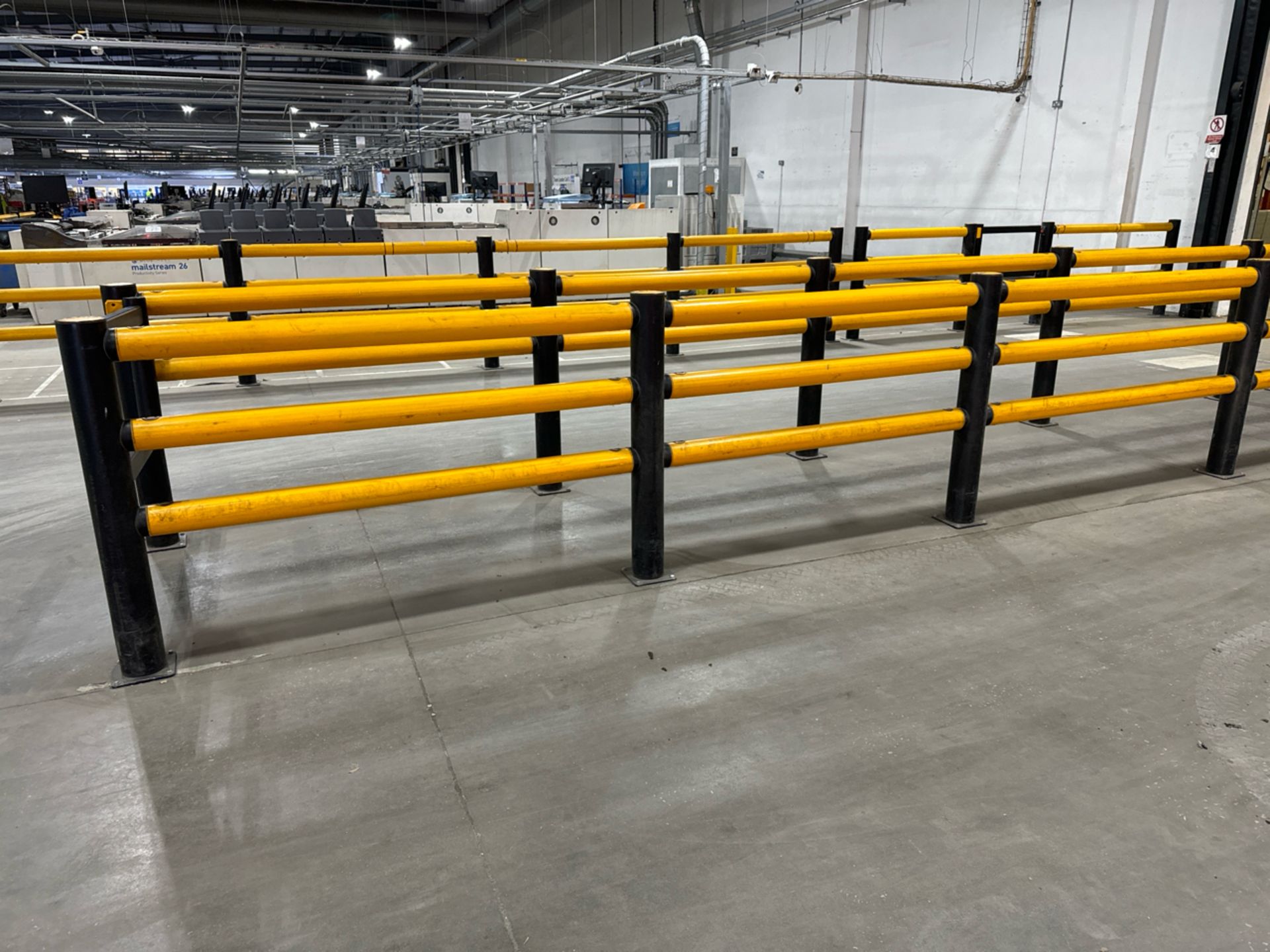 A-Safe Safety Barrier With Gate Yellow & Black Pla - Image 2 of 9