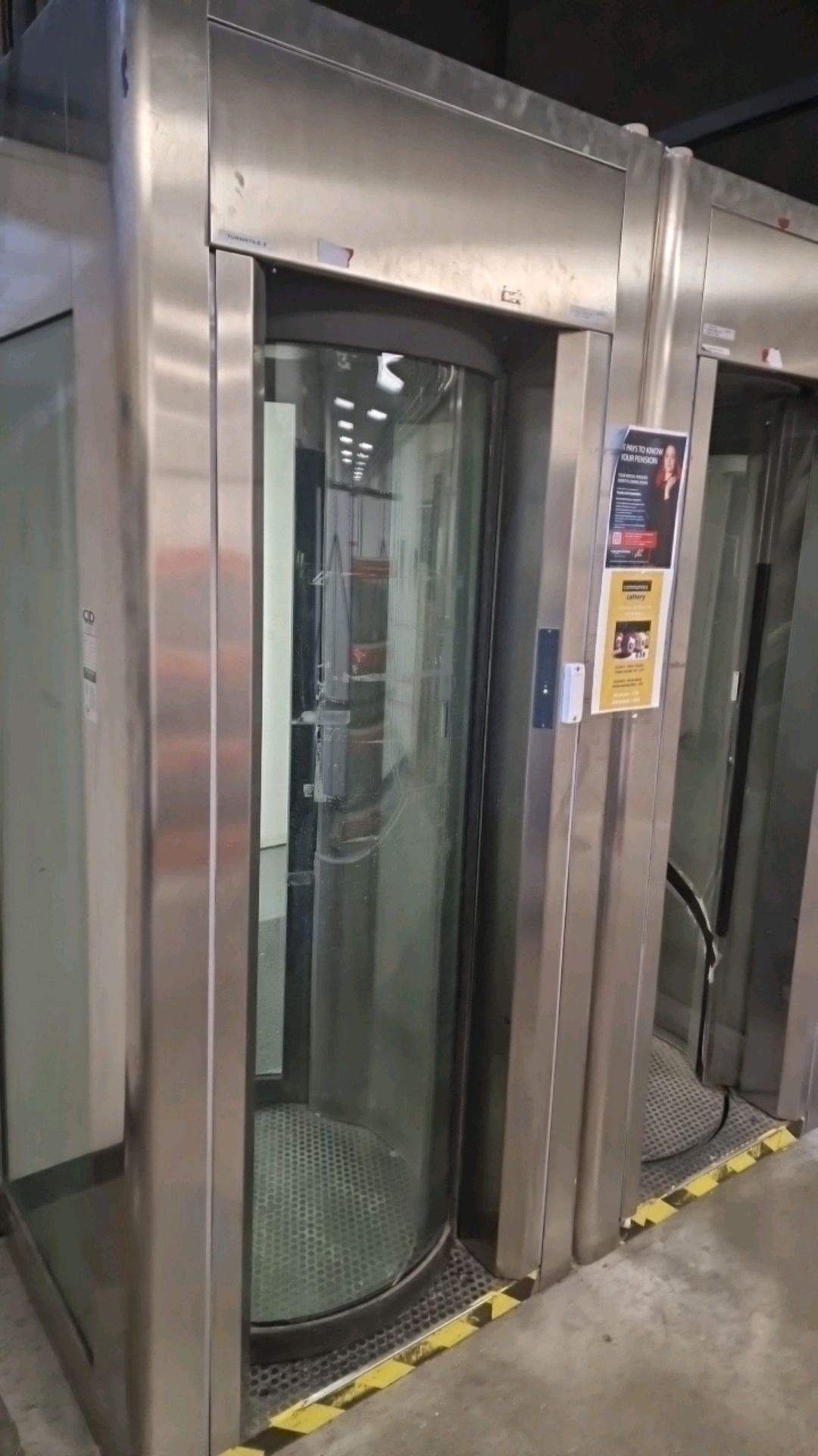 Pair Of Revolving Security Doors - Bild 4 aus 7