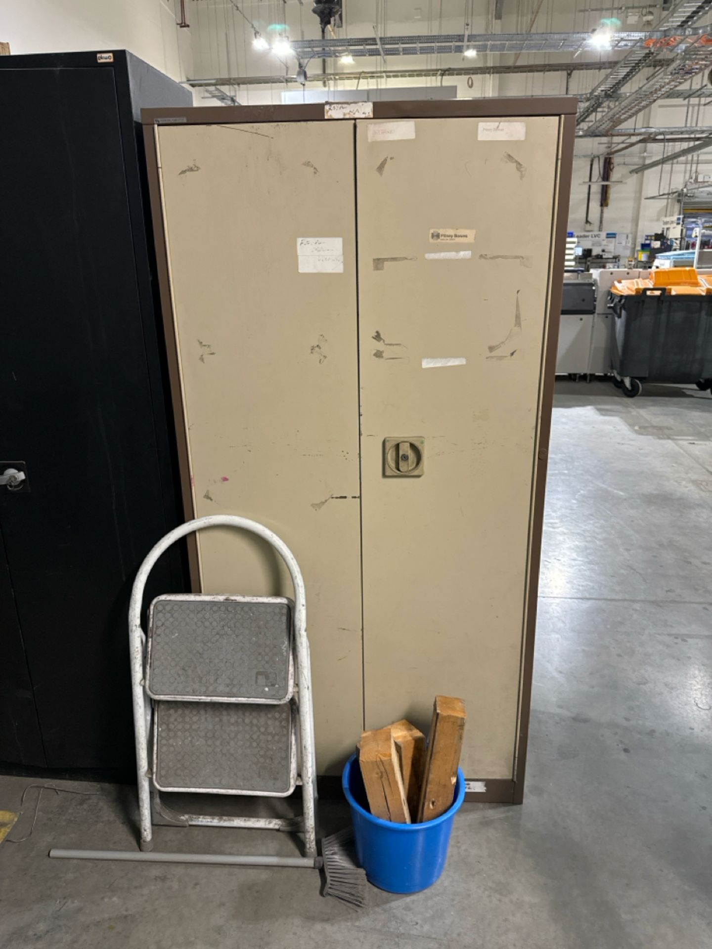 Metal Storage Cabinet x2