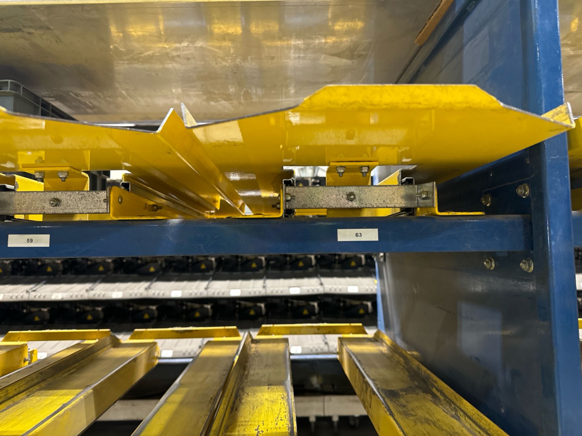 Blue Metal Shelf Racking & Yellow Trays - Image 5 of 8