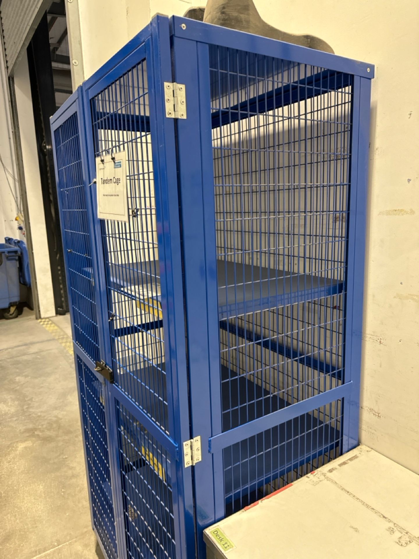 Lockable Blue Metal Mobile Cabinet - Image 3 of 3