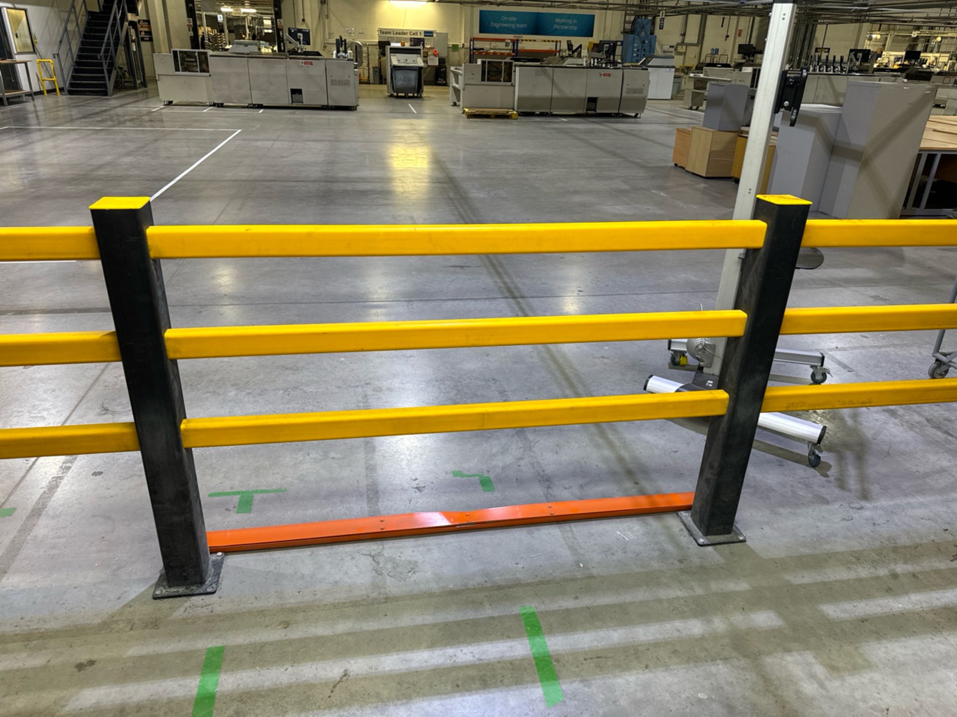 A-Safe Rectangular Safety Barrier Run Yellow & Bla - Bild 5 aus 8