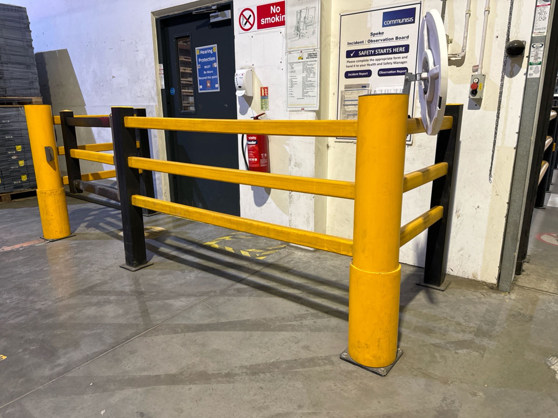 A-Safe Safety Barrier With Gate Yellow & Black Pla - Bild 5 aus 7