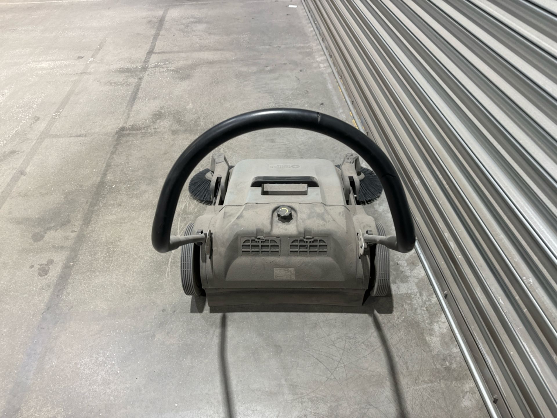 Nilfisk SW250 Floor Sweeper - Image 4 of 5