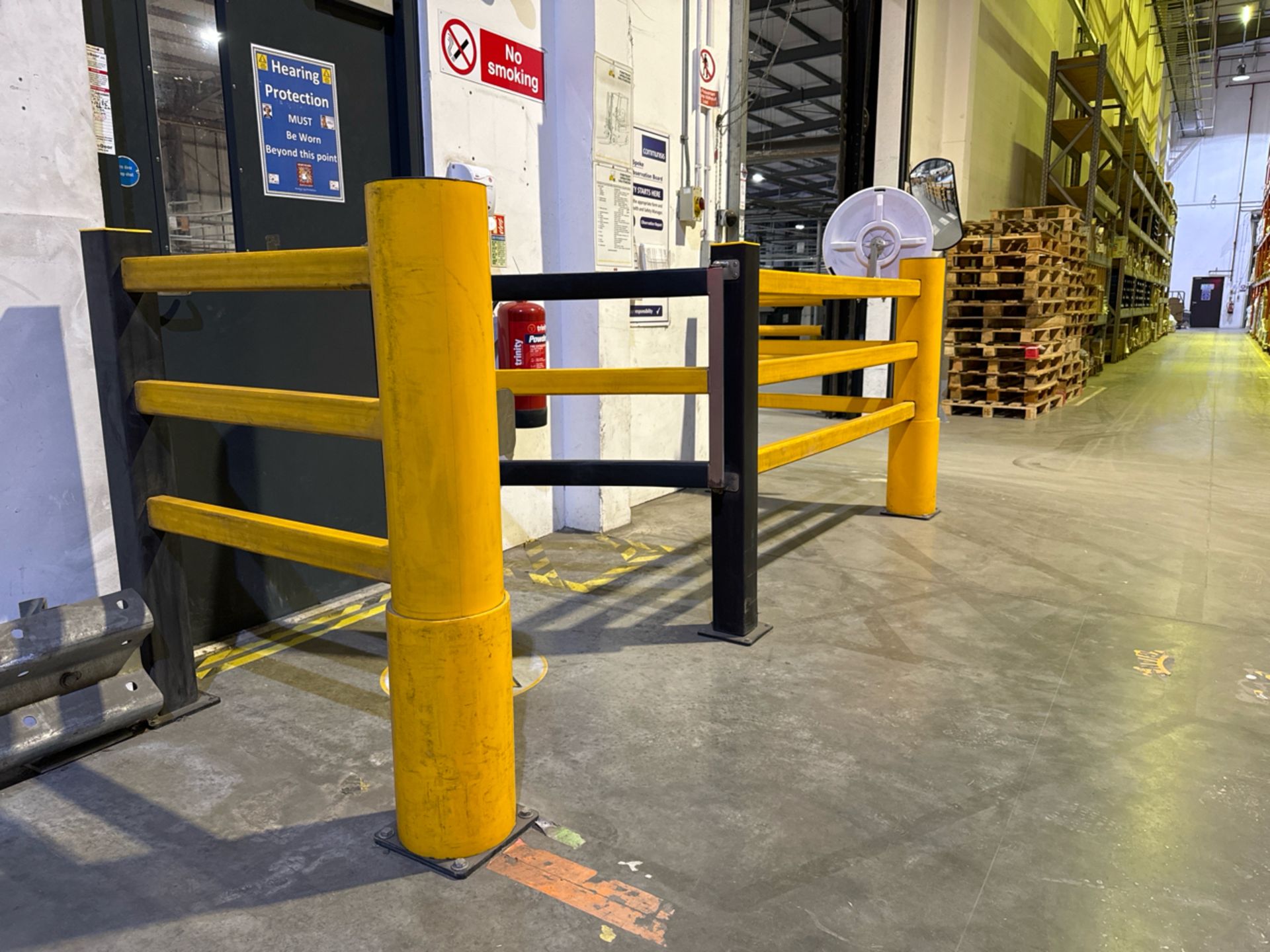 A-Safe Safety Barrier With Gate Yellow & Black Pla - Image 3 of 7