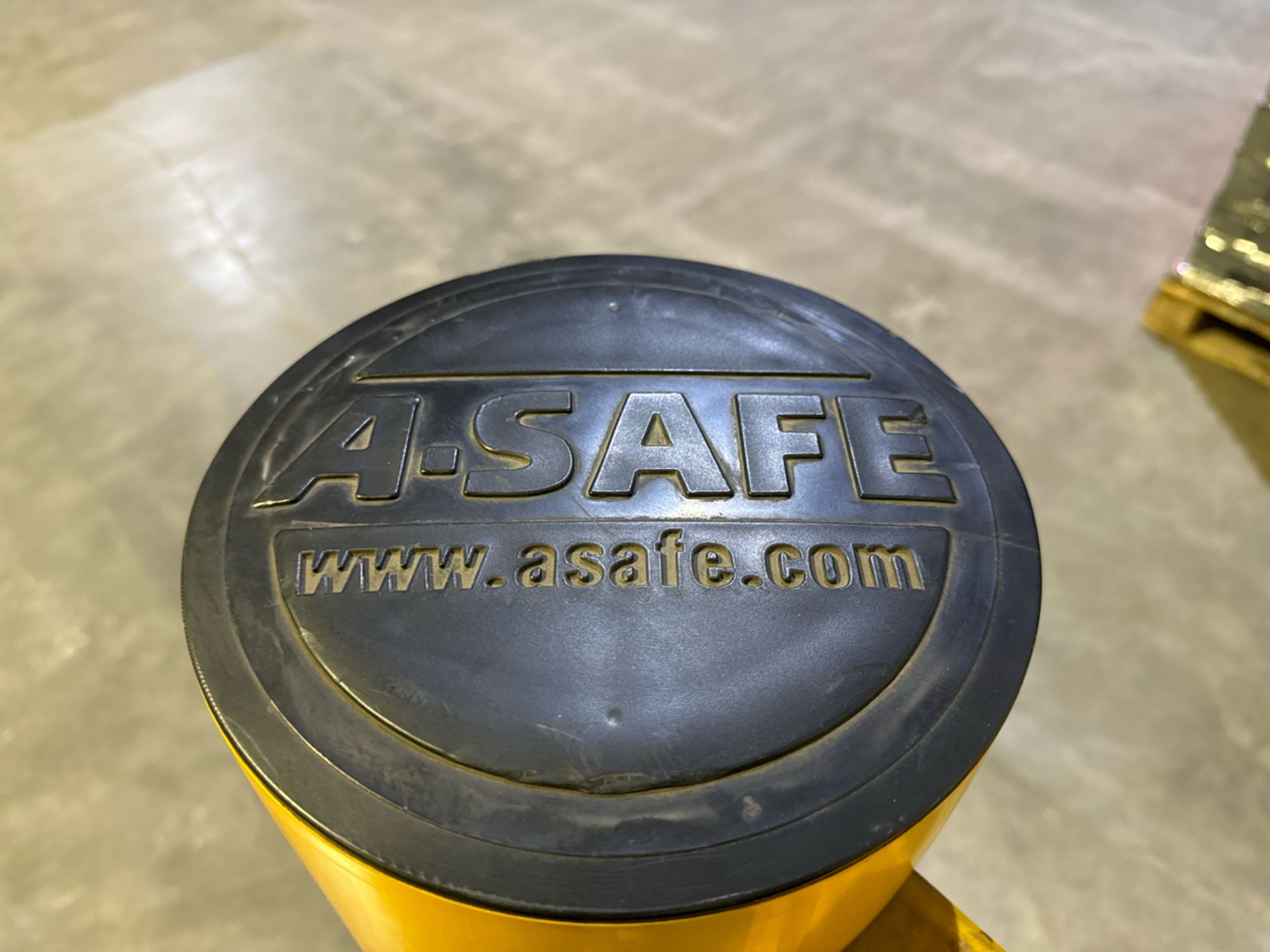 A-Safe Safety Barrier With Gate Yellow & Black Pla - Image 6 of 7