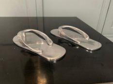 Pair Trendy Nickel Metal Sandals