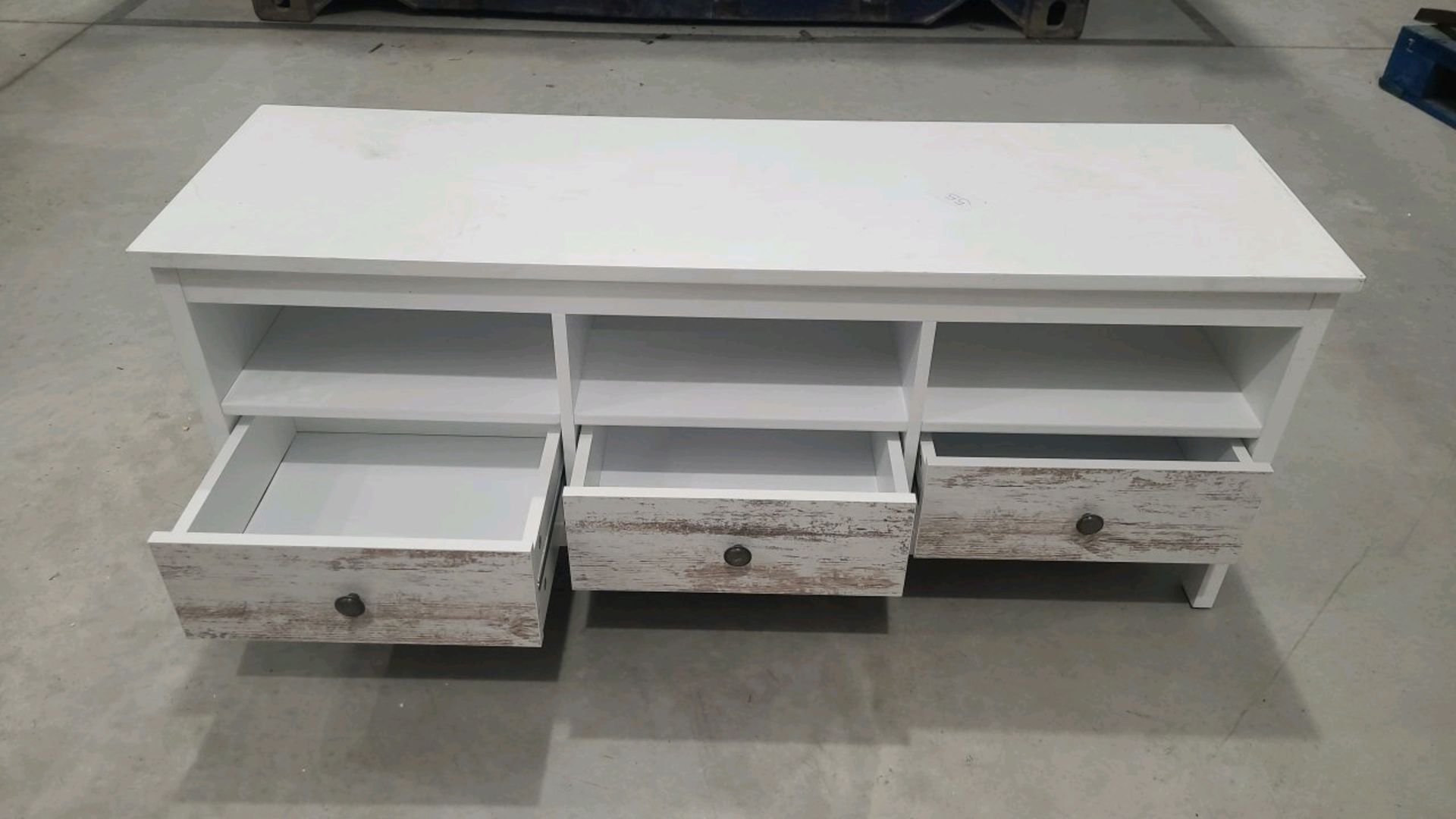 Modern 3 Drawer TV Unit