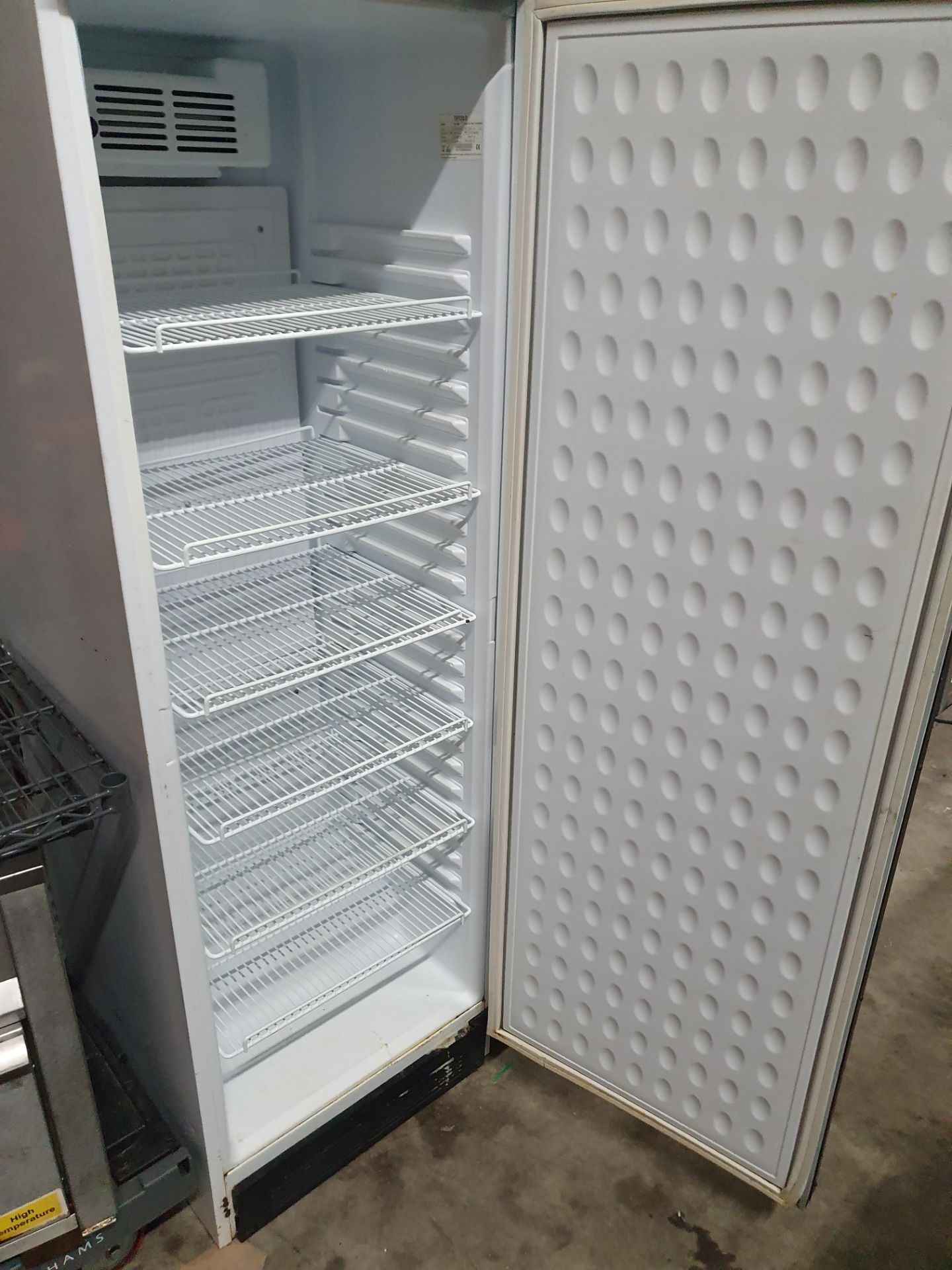 Tefcold Lightweight Commercial Fridge - Image 2 of 3