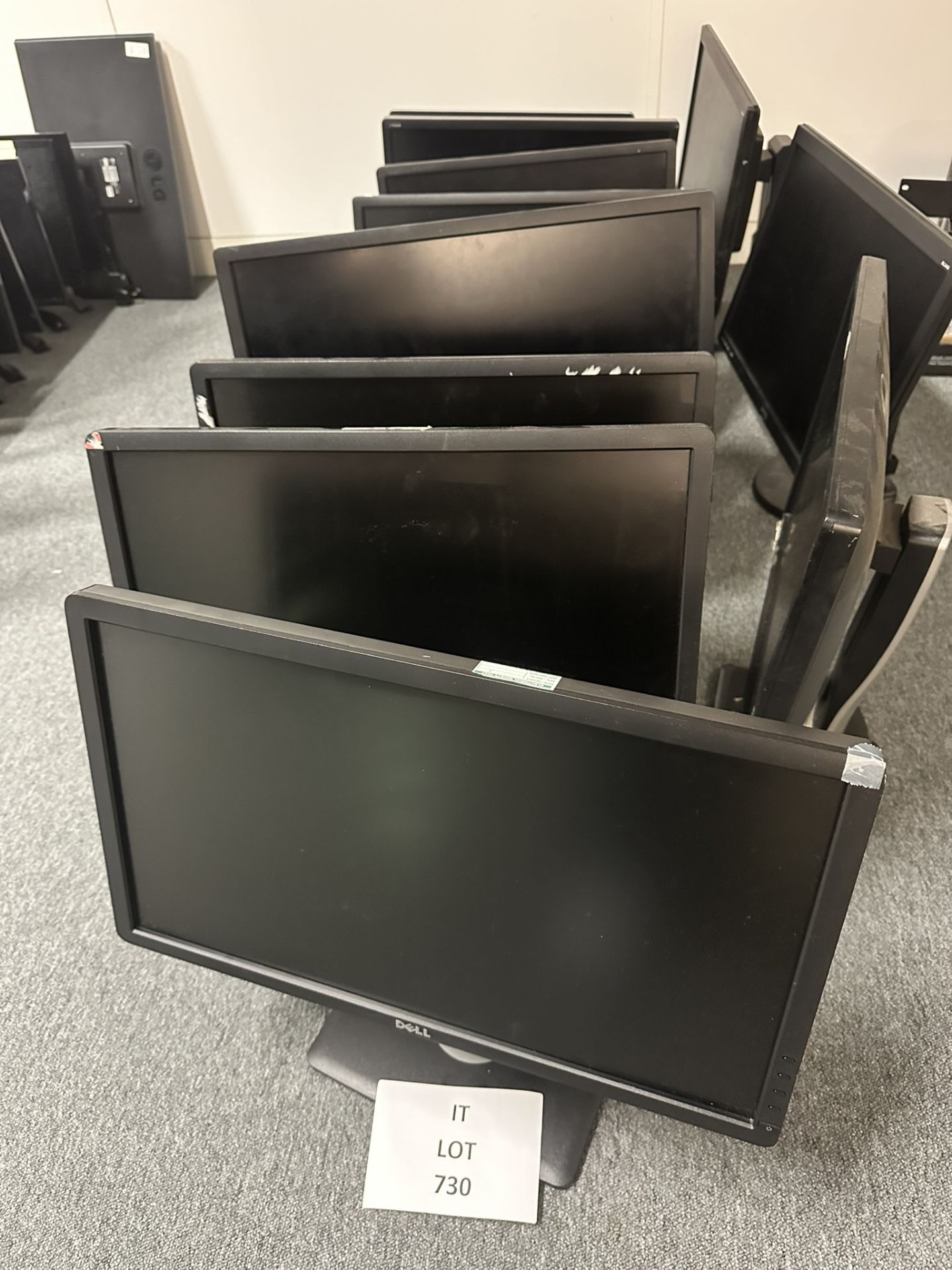 Adjustable Stand Monitors Dell & Benq x12