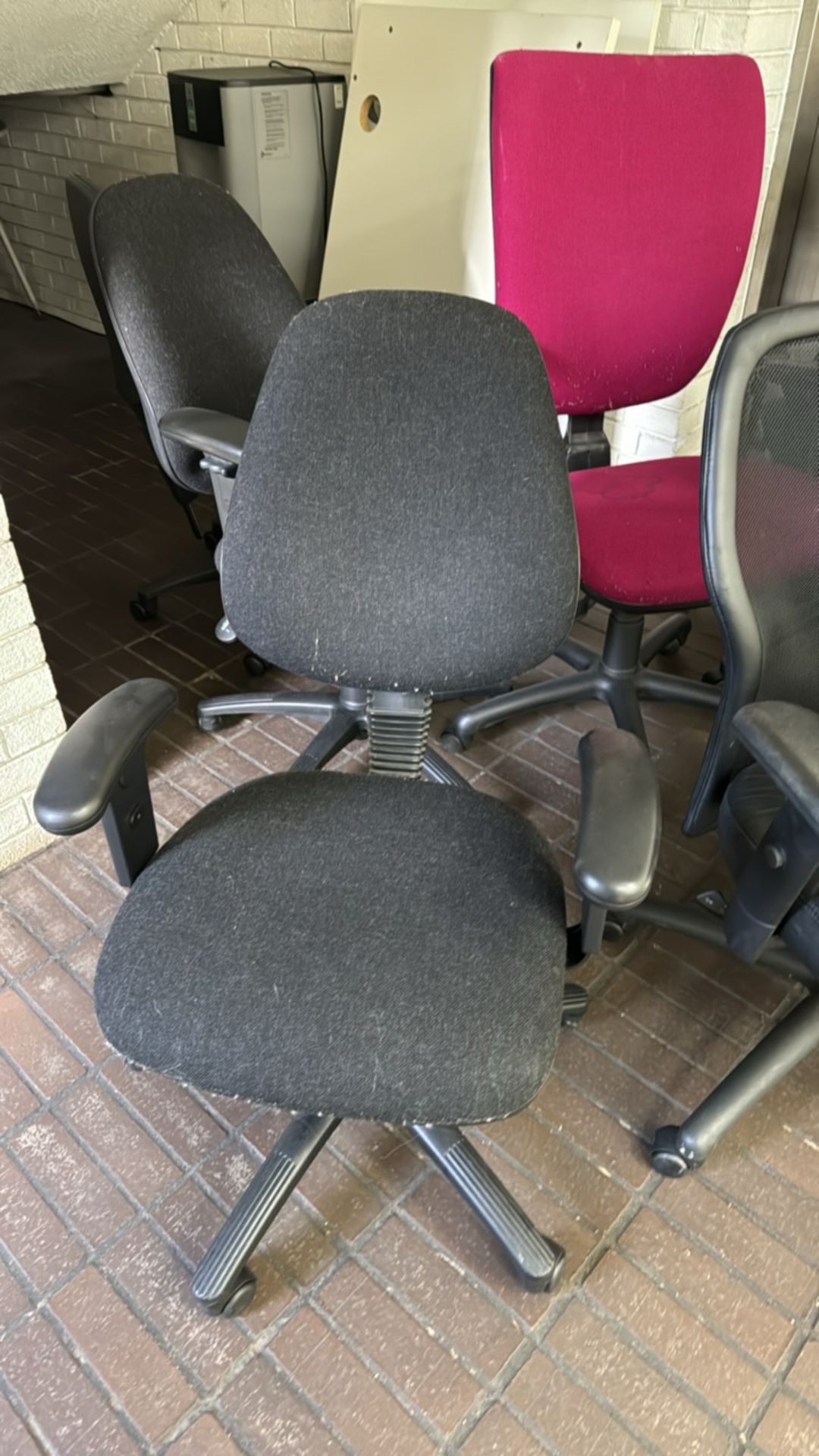 Selection Of Office Chairs - Image 4 of 6