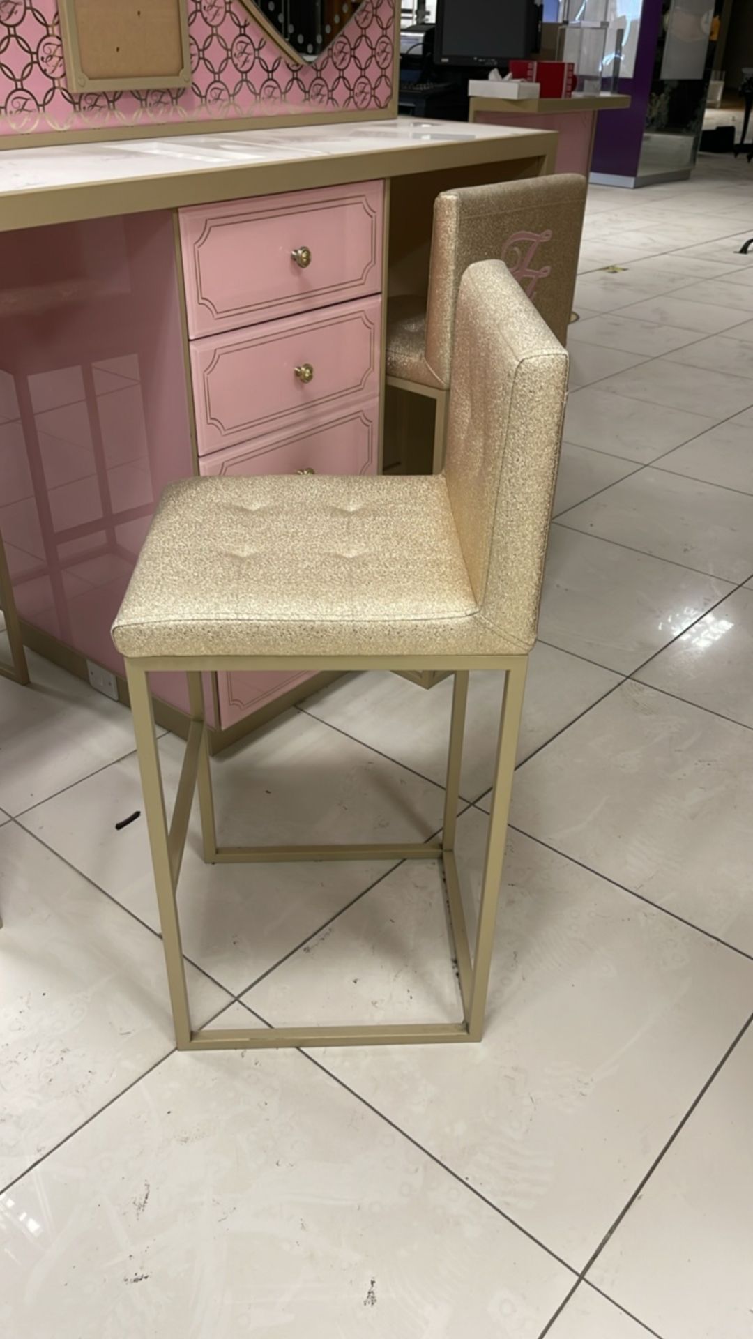 Too Faced Dressing Table - Image 7 of 10