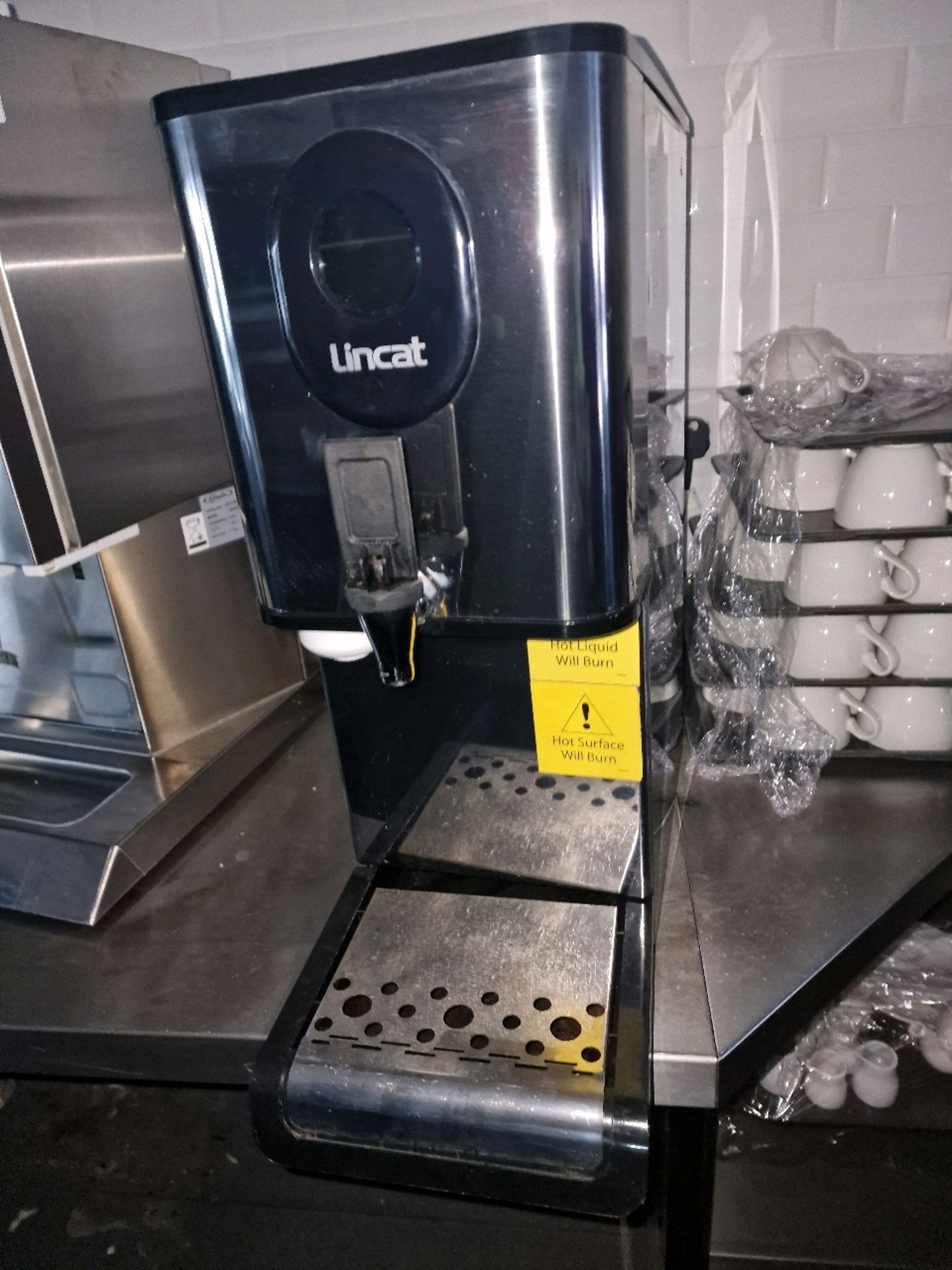 Lincat Hot Water Dispenser - Image 2 of 3