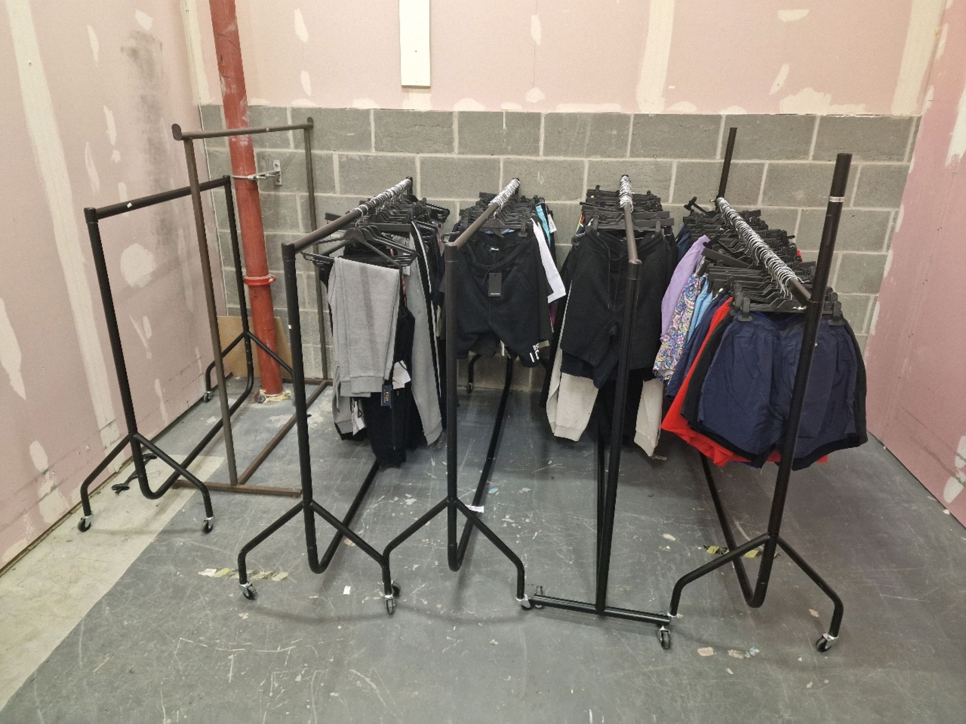 Metal Hanging Rails x7