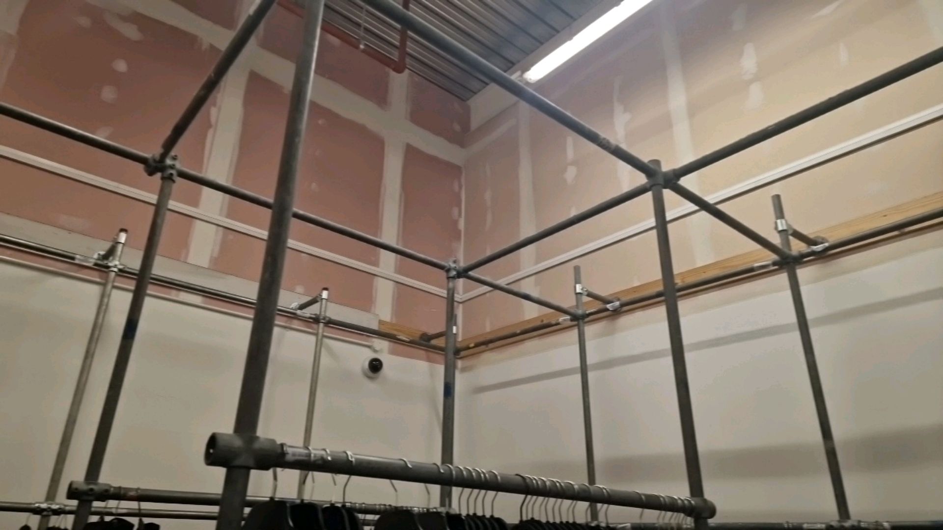 Scaffolding Hanging Rails - Image 6 of 6