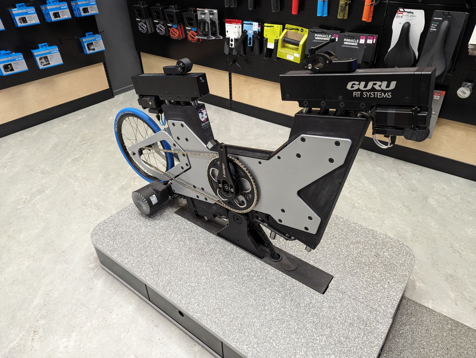 Guru Fitness Bike Machine - Image 2 of 7