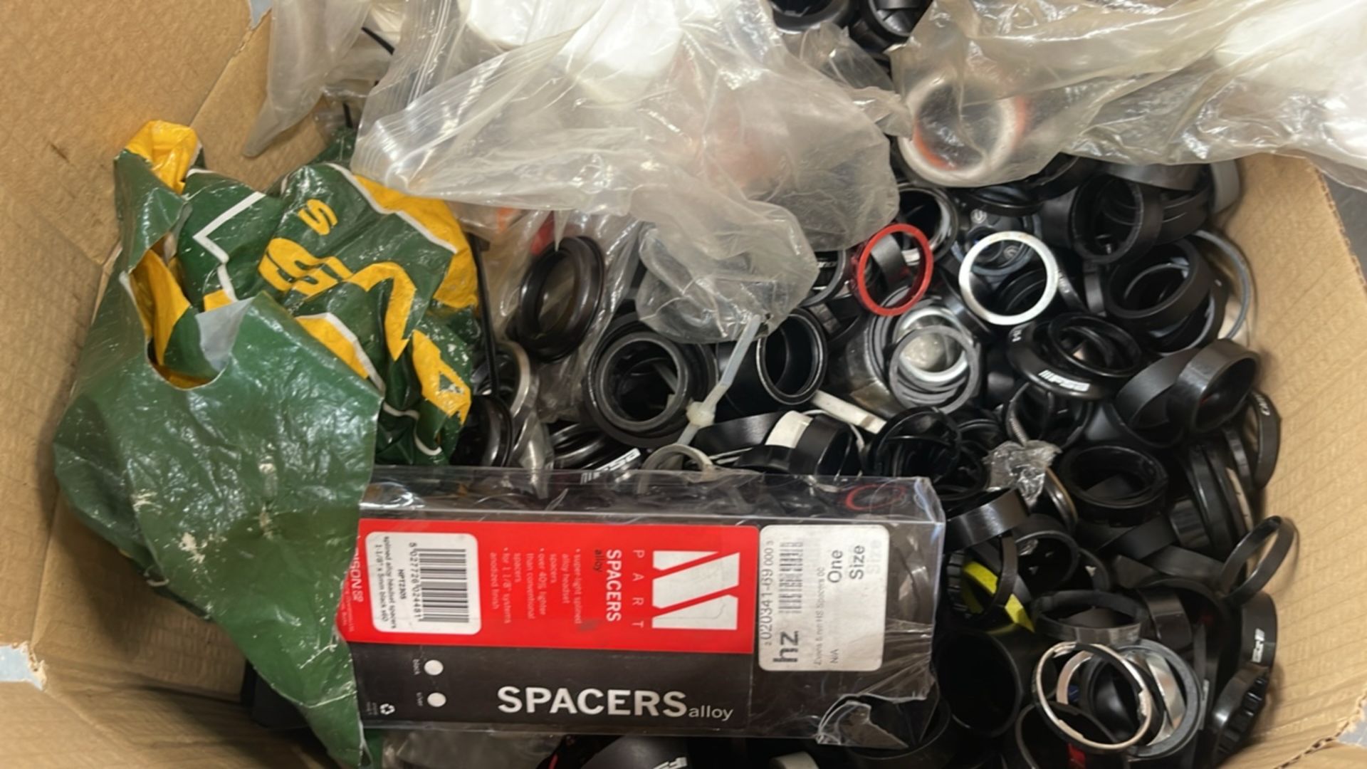 Assorted Spacers - Image 3 of 3