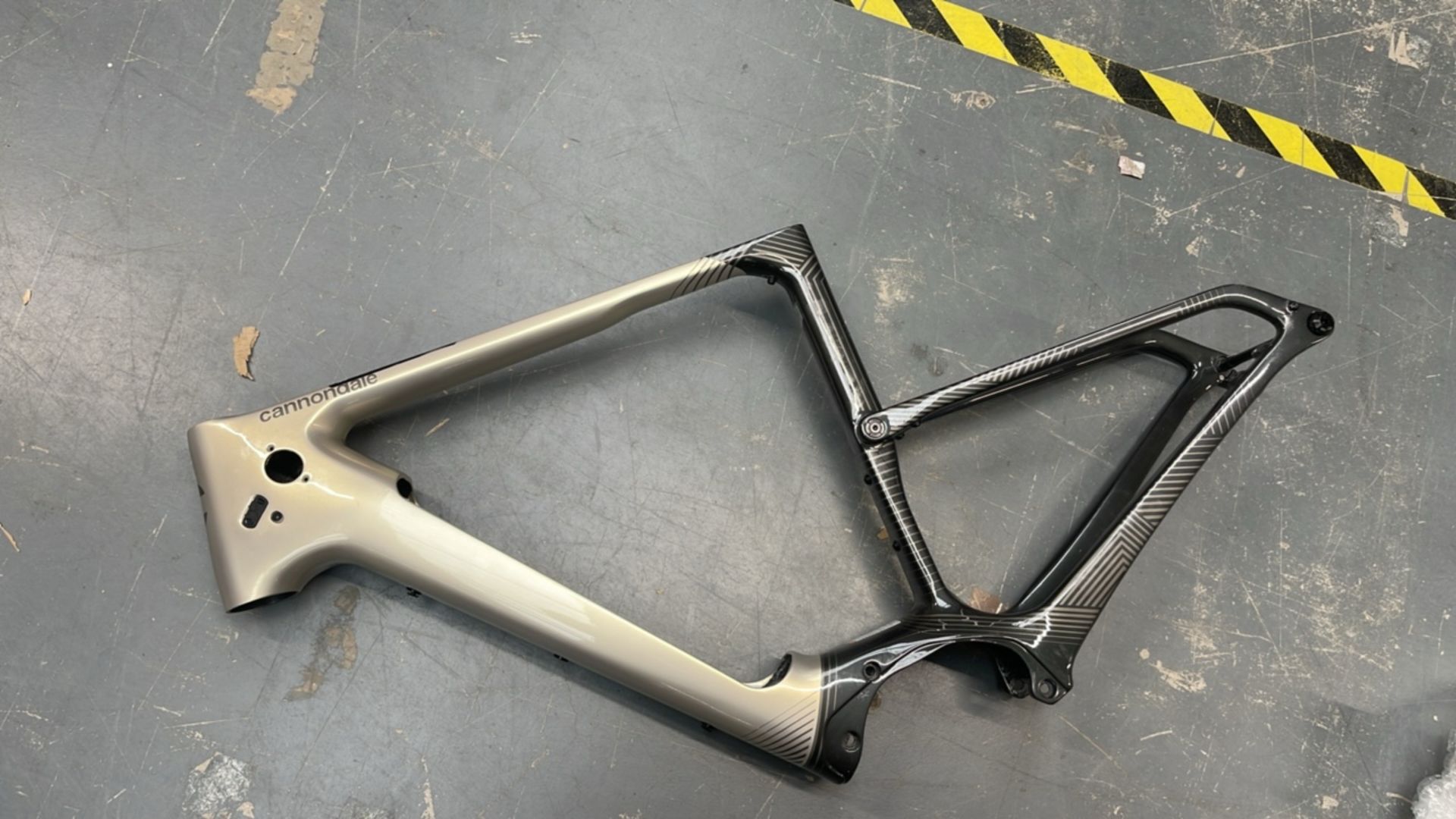 Box Of Electric Bike Frames - Image 3 of 6