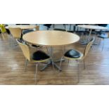 Round Cafeteria Table & Chairs x4