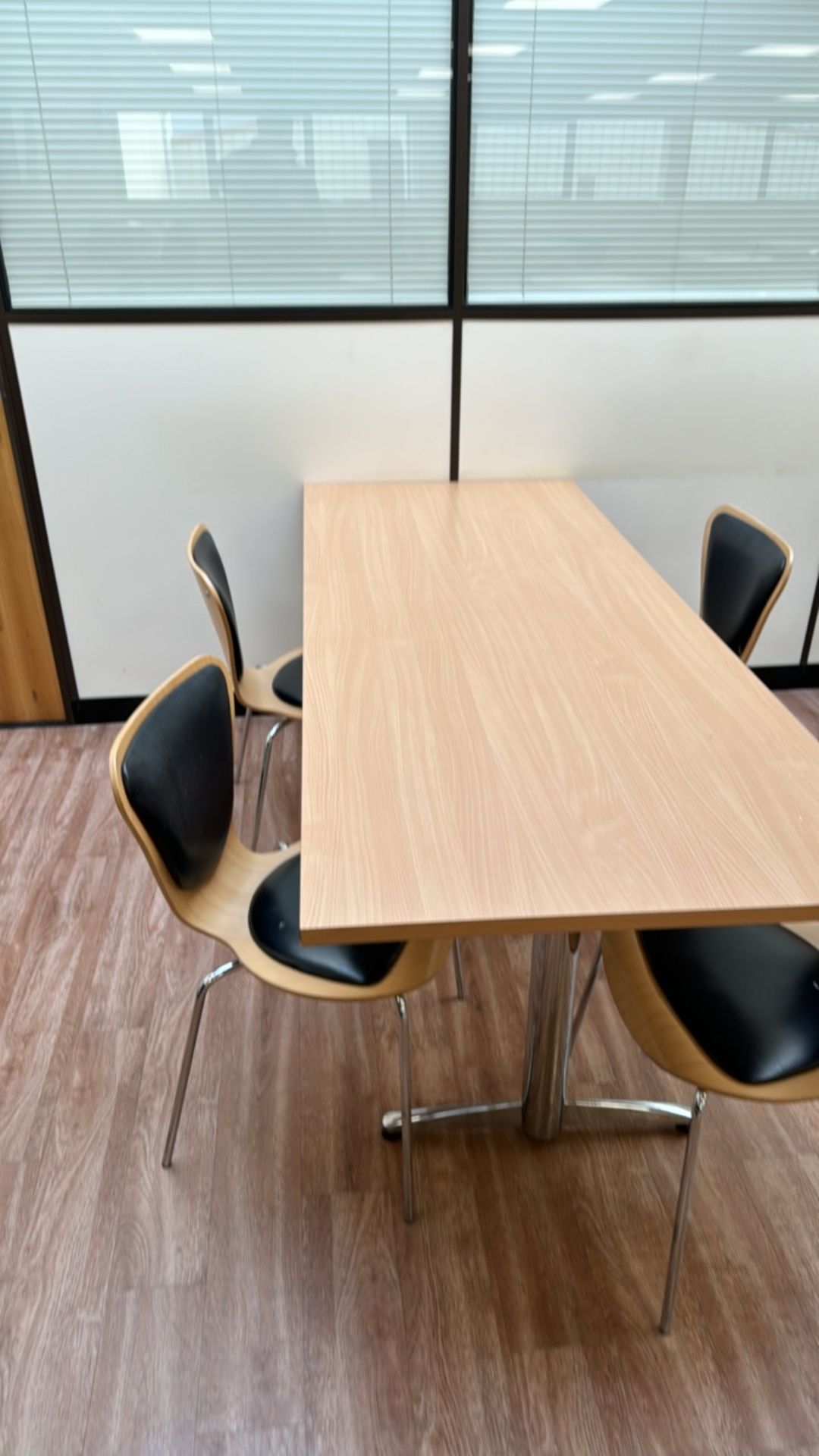 Rectangular Cafeteria Table & Chairs x4 - Image 4 of 4