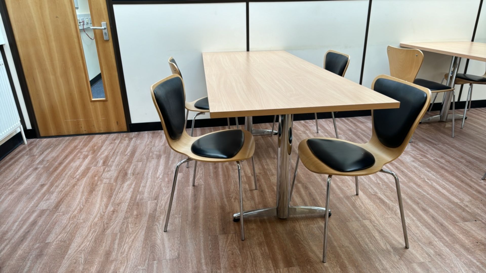 Rectangular Cafeteria Table & Chairs x4 - Image 3 of 4