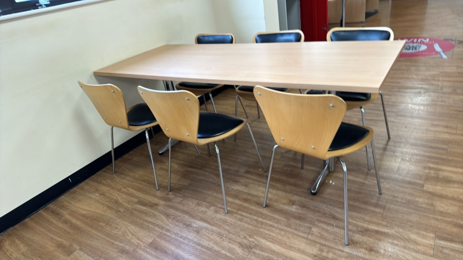 Rectangular Cafeteria Table & Chairs x6 - Image 3 of 5