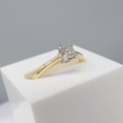 Square princess-cut 0.52 carat diamond solitaire ring in 18ct gold, with report