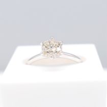 1.01 carat round brilliant-cut diamond engagement ring in white gold, certificated