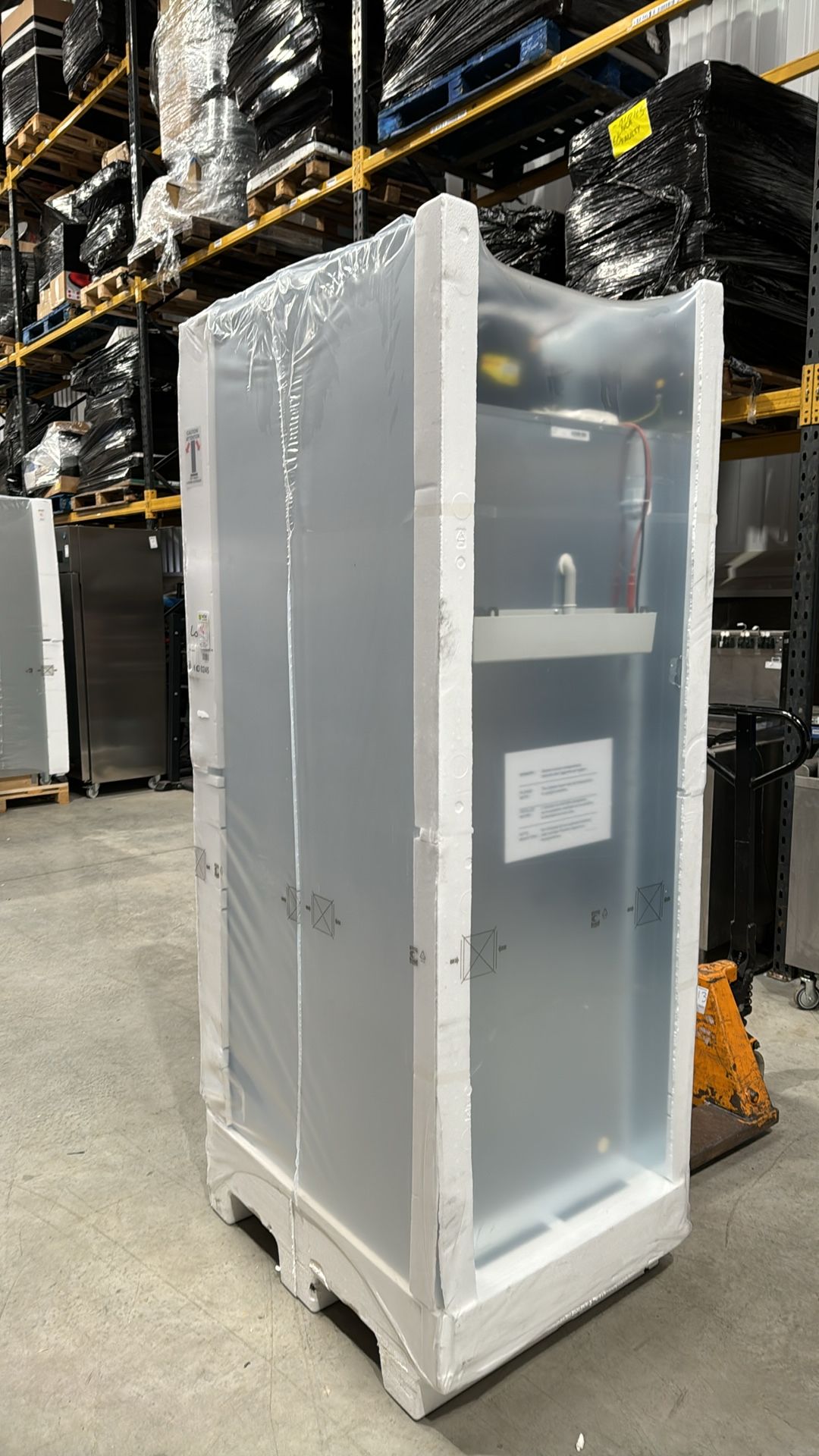 F 610 RG C 4N Freezer - Image 5 of 7