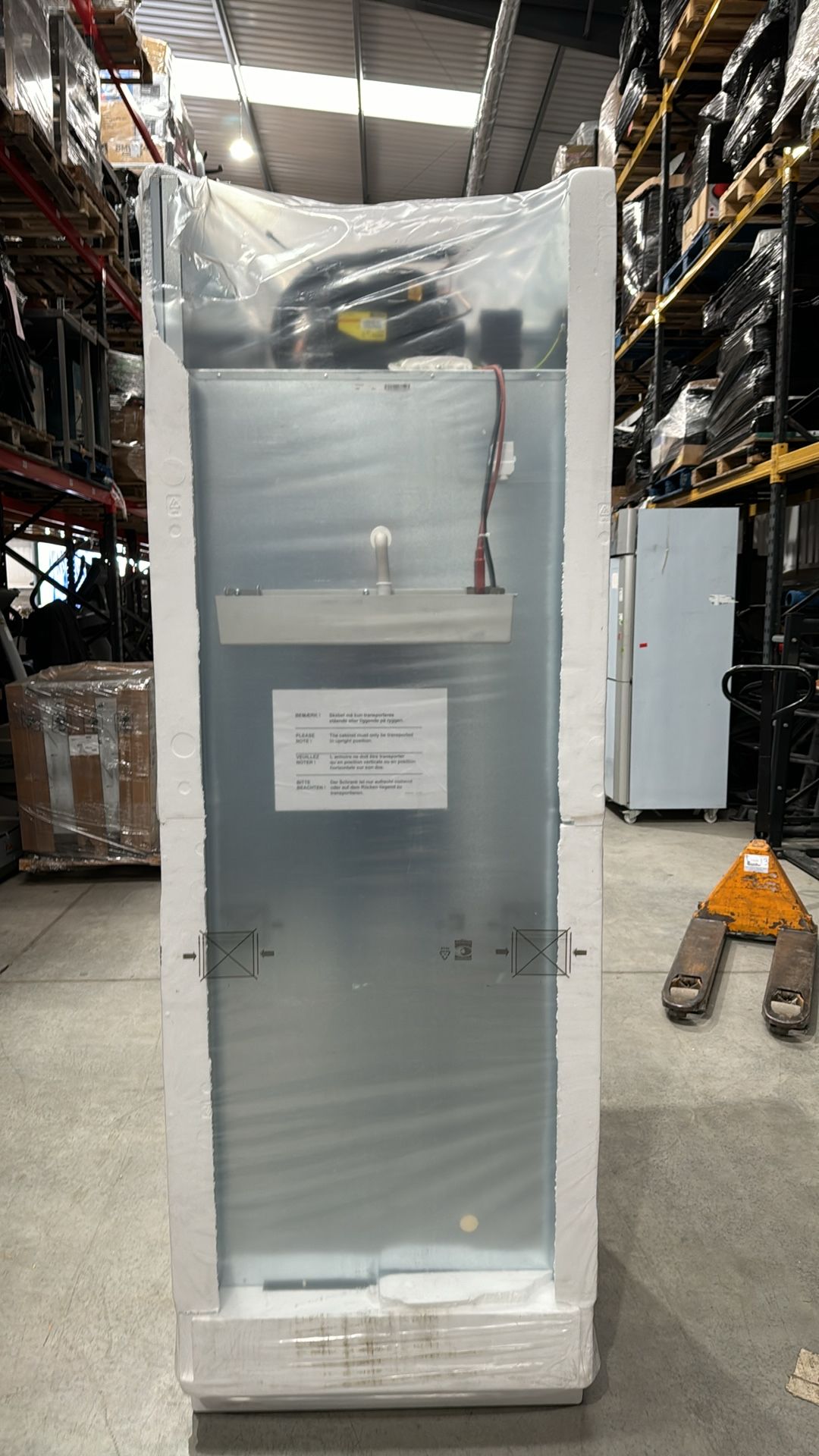 F 610 RG C 4N Freezer - Image 4 of 6