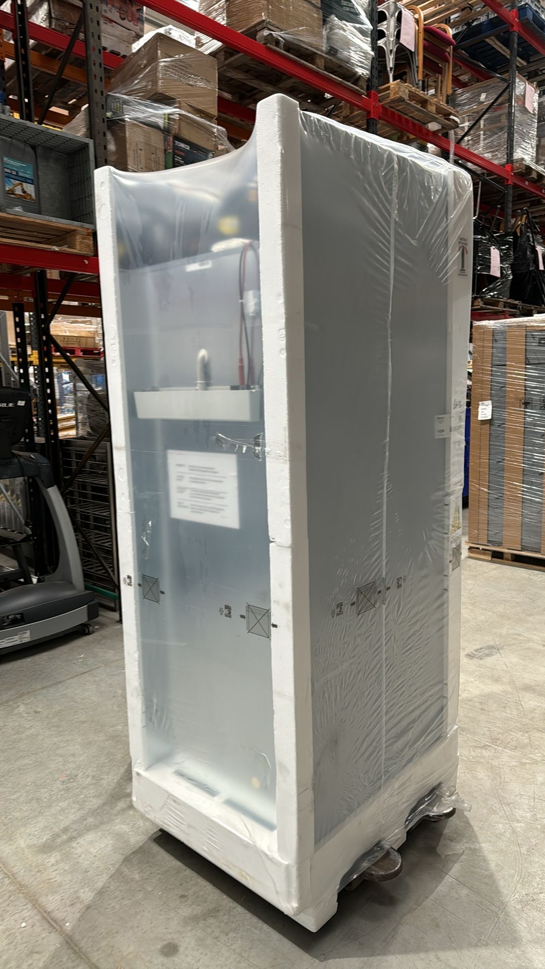 F 610 RG C 4N Freezer - Image 5 of 7