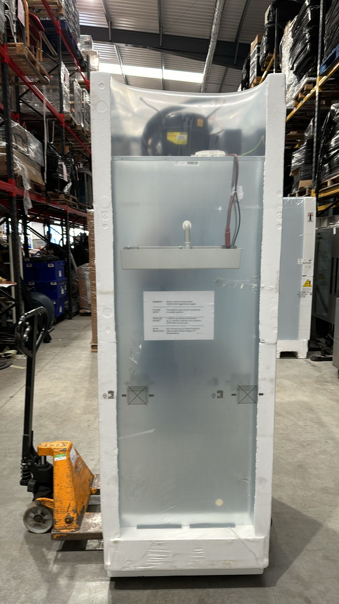 F 610 RG C 4N Freezer - Image 4 of 7