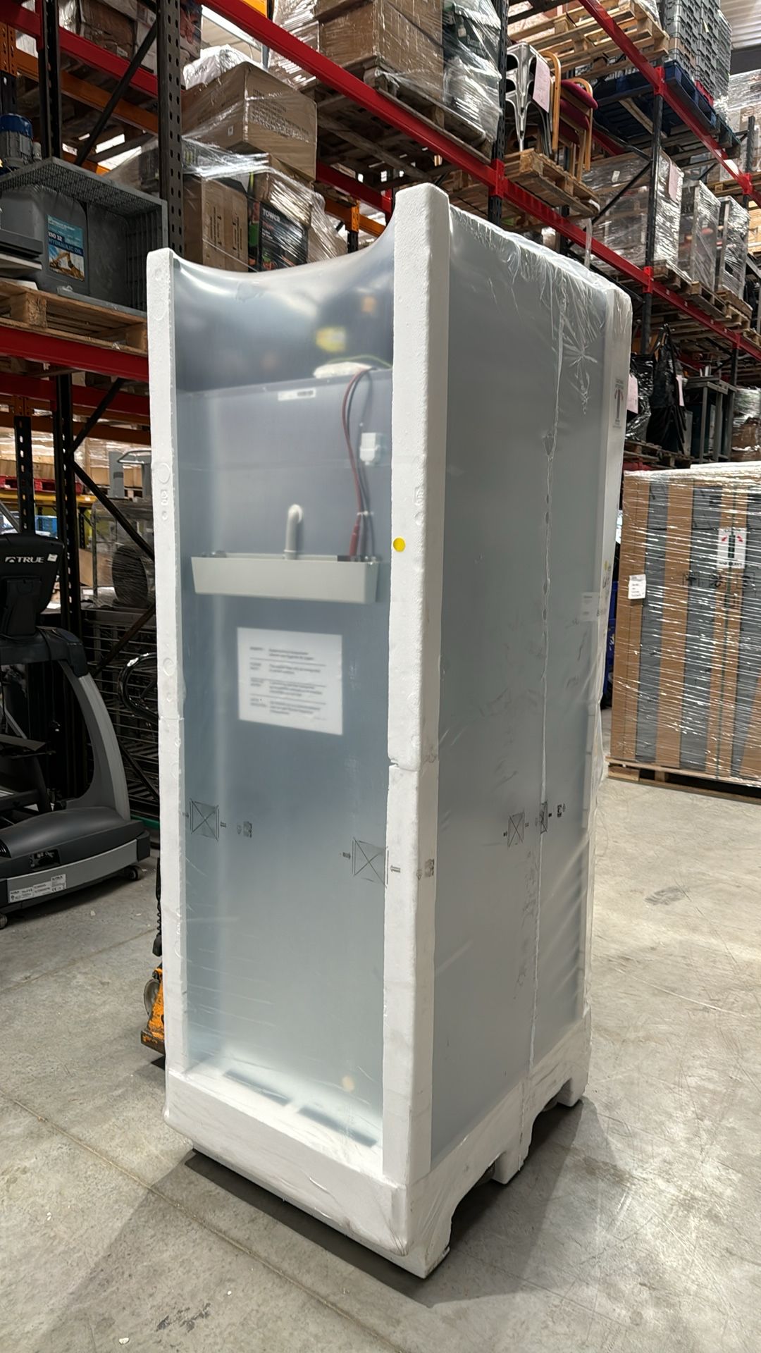 F 610 RG C 4N Freezer - Image 4 of 6