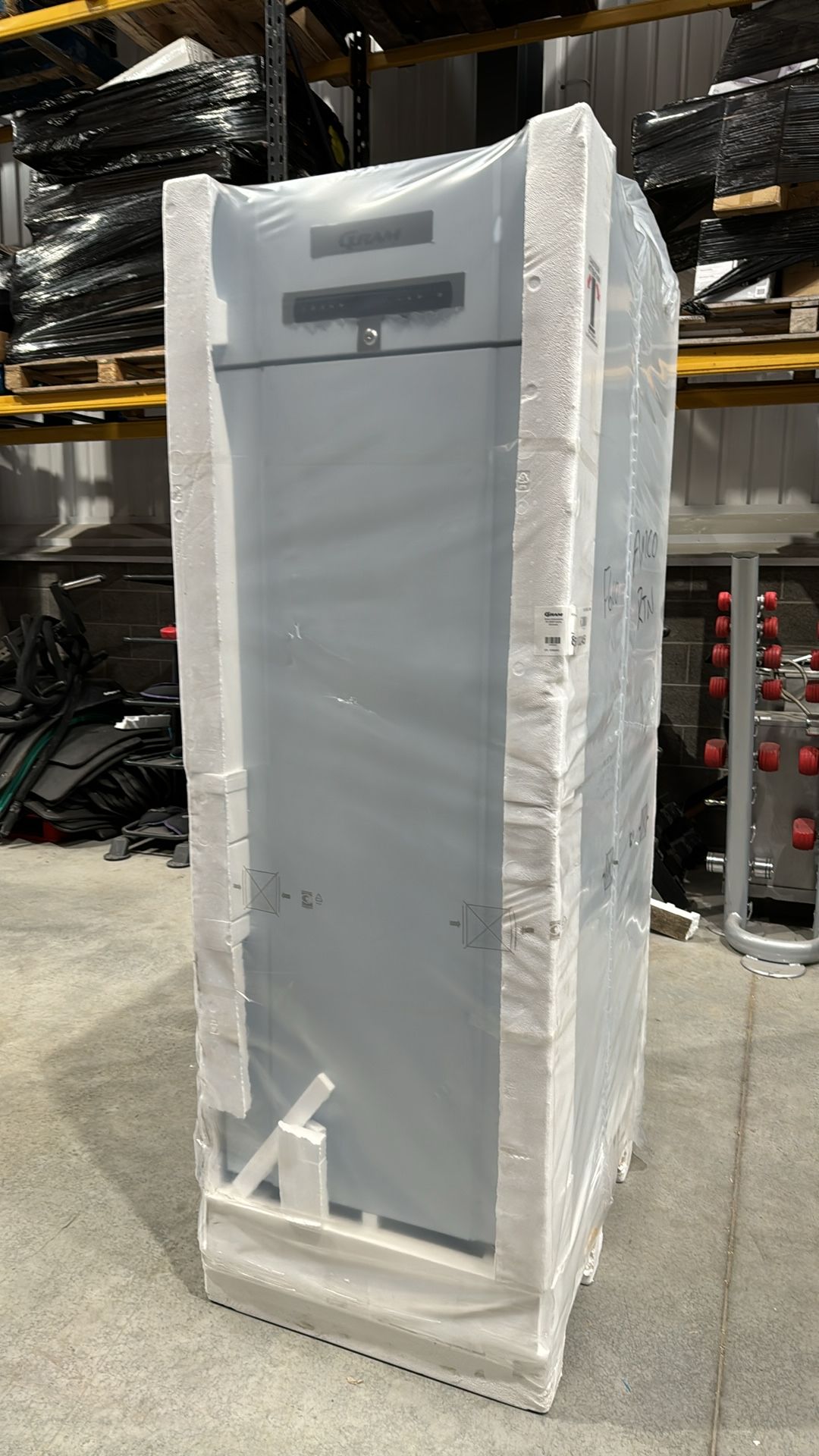 F 610 RG C 4N Freezer - Image 3 of 7