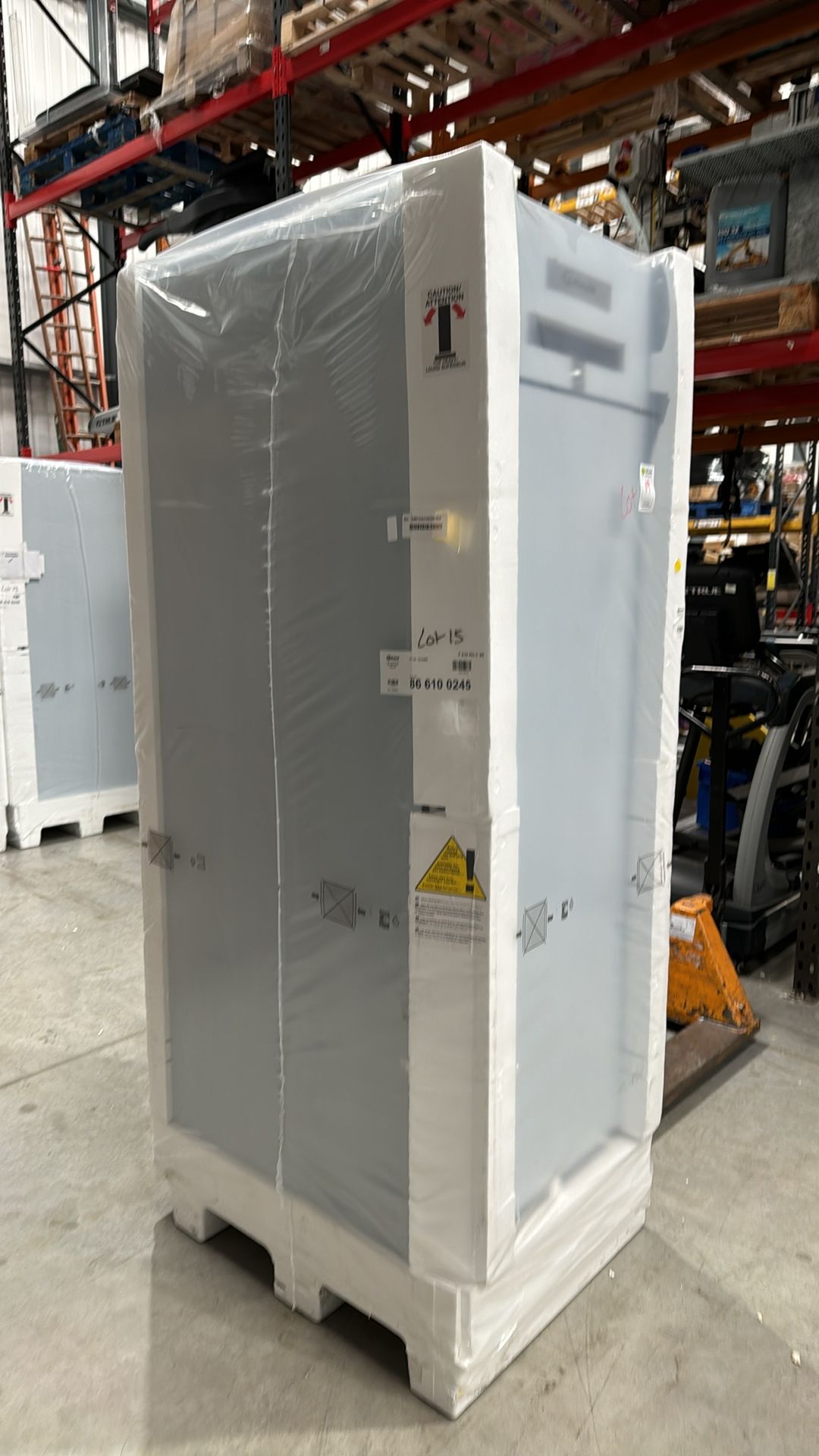 F 610 RG C 4N Freezer - Image 4 of 6