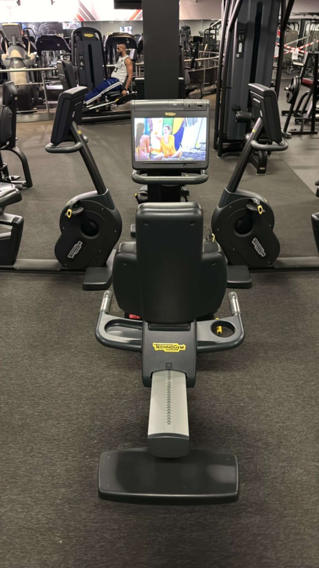 Technogym Recumbant Bike - Image 2 of 4