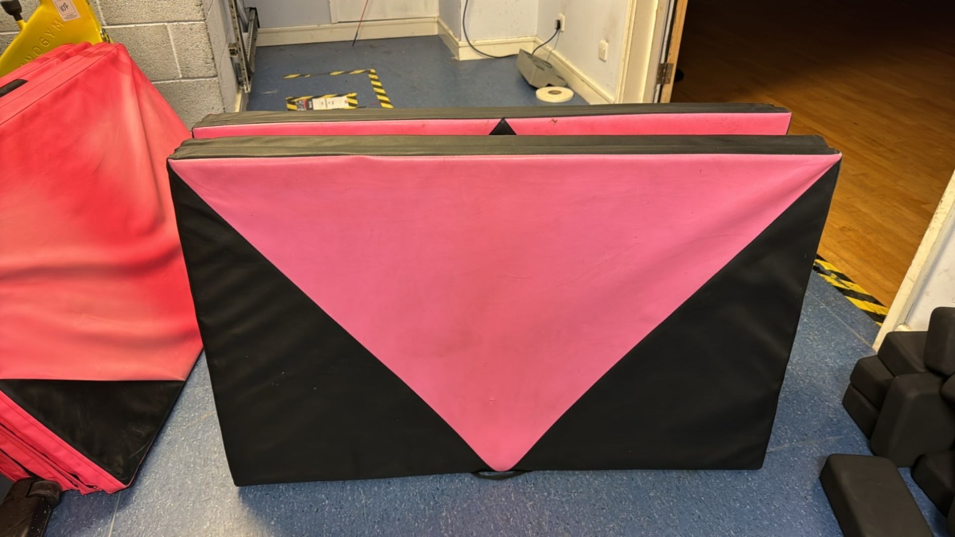 Pink & Black Foldable Mat - Bild 3 aus 3