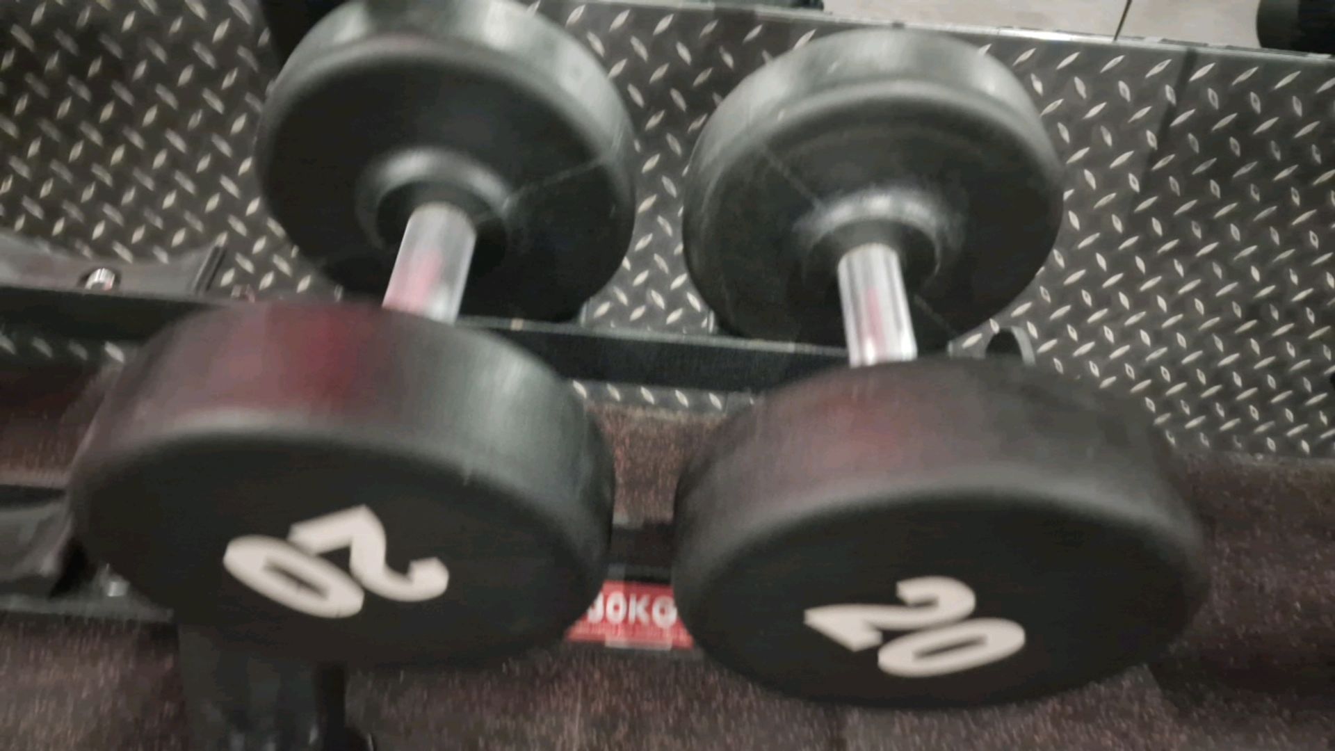 18kg, 20kg, 22kg, 24kg Dumbells - Image 3 of 4