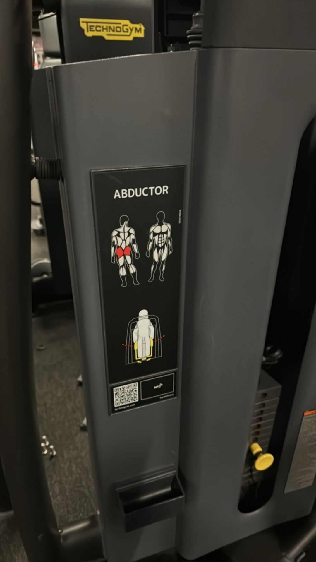 Technogym Abductor - Image 3 of 5