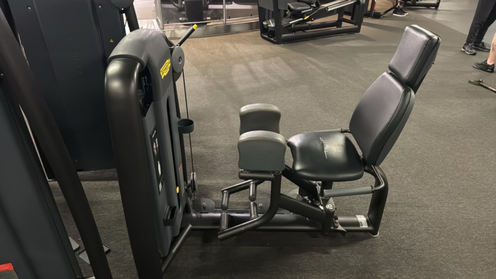 Technogym Abductor - Image 4 of 5