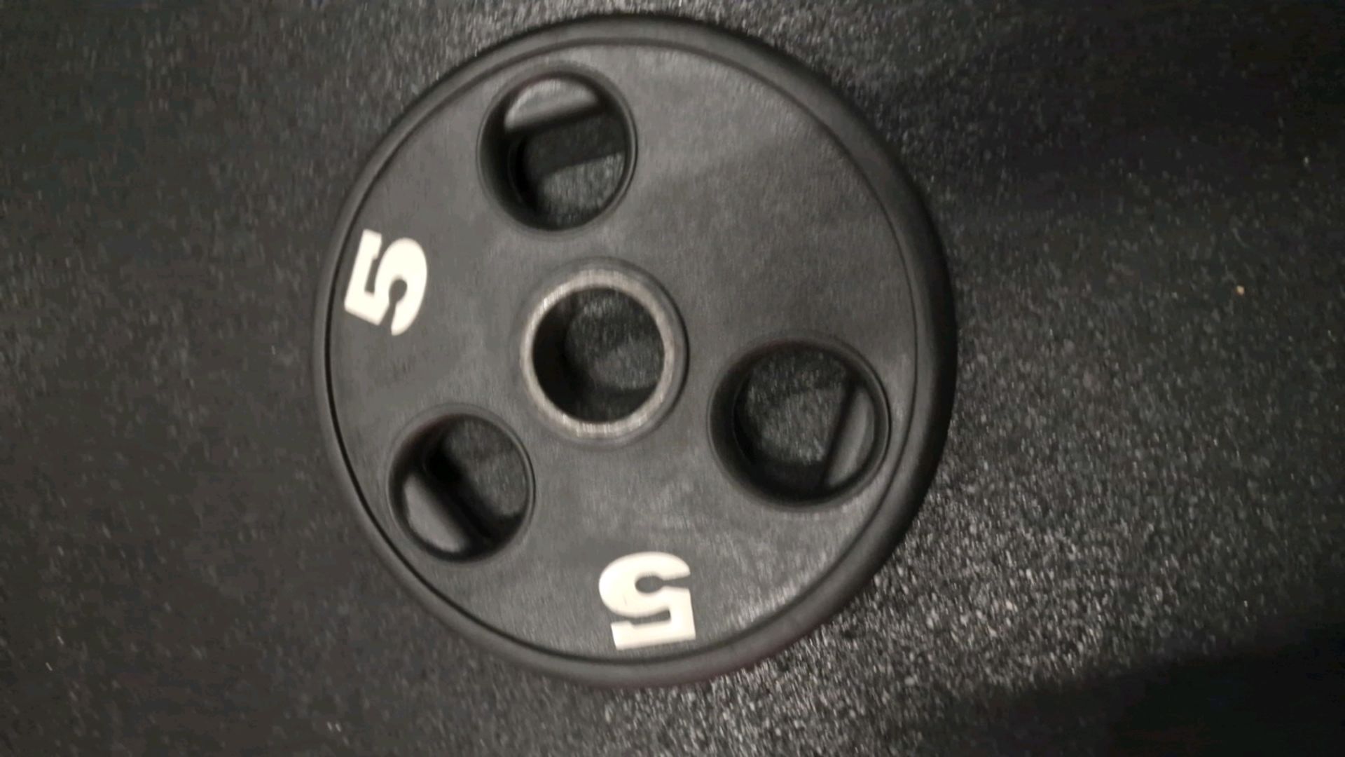 5kg Weight Plate x4 - Image 2 of 2