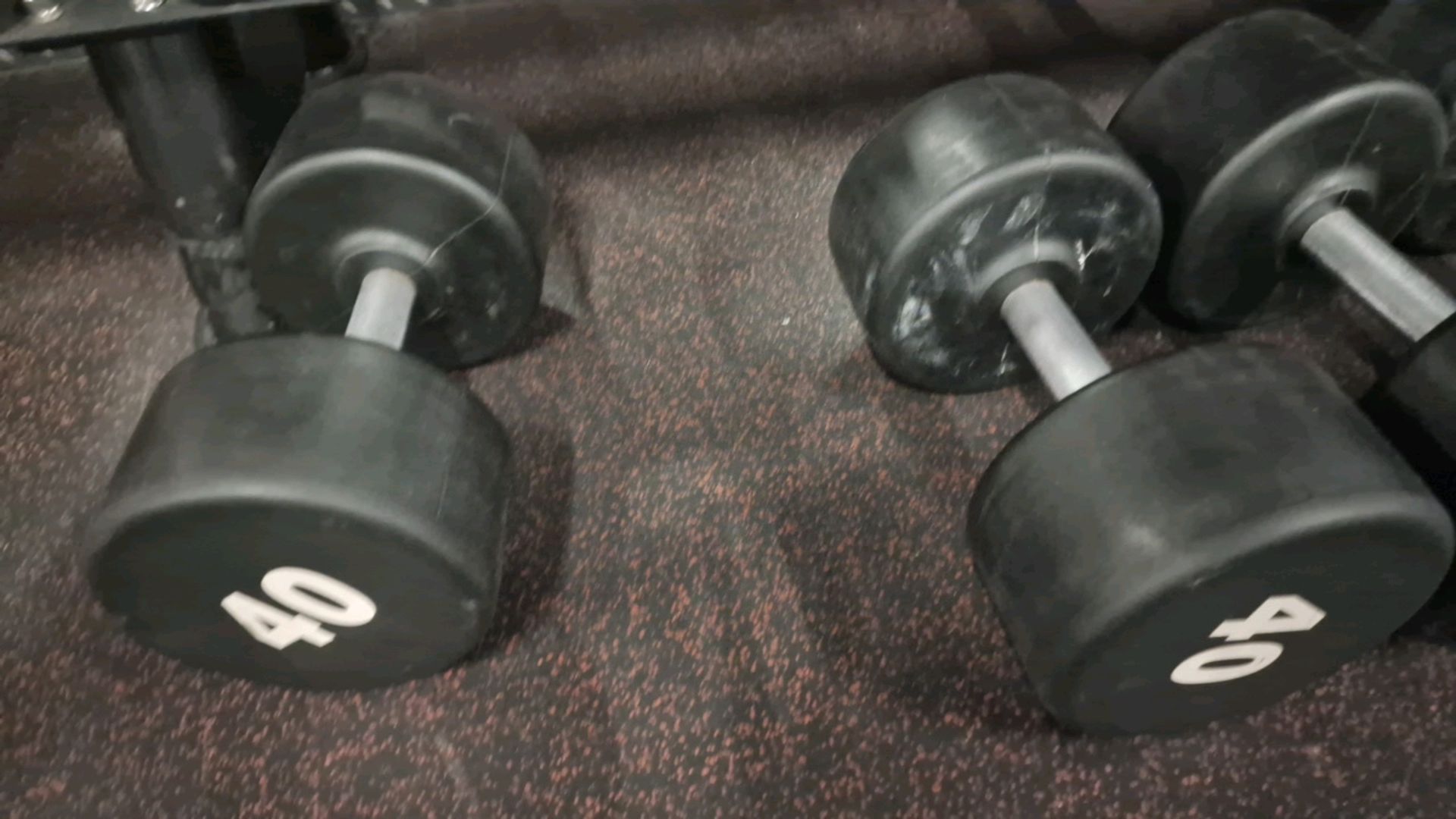 34kg, 36kg,38kg,40kg Dumbells - Image 2 of 4