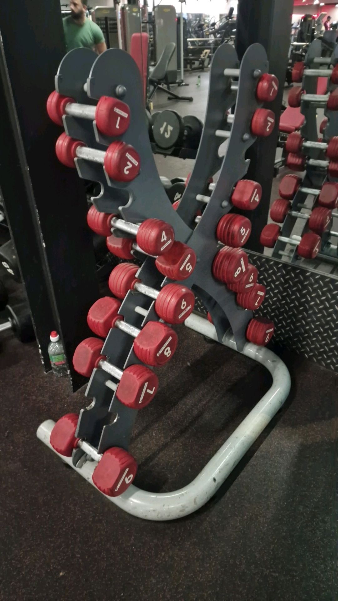 Escape Dumbells 9kg, 7kg, 6kg, 5kg, 4kg, 2kg, 1kg & Stand - Image 2 of 3