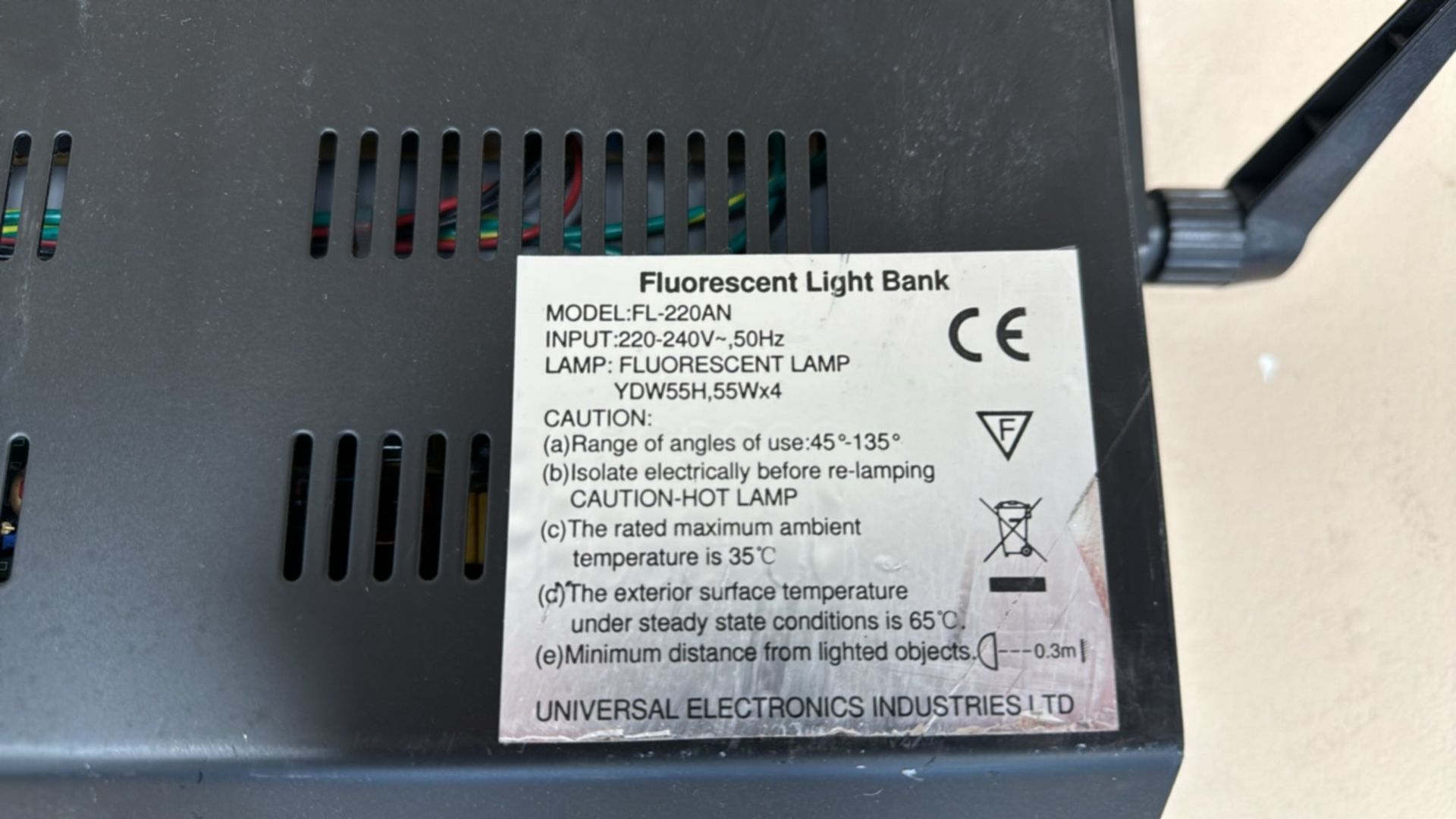 UEI Fluorescent Light Bank - Bild 5 aus 5